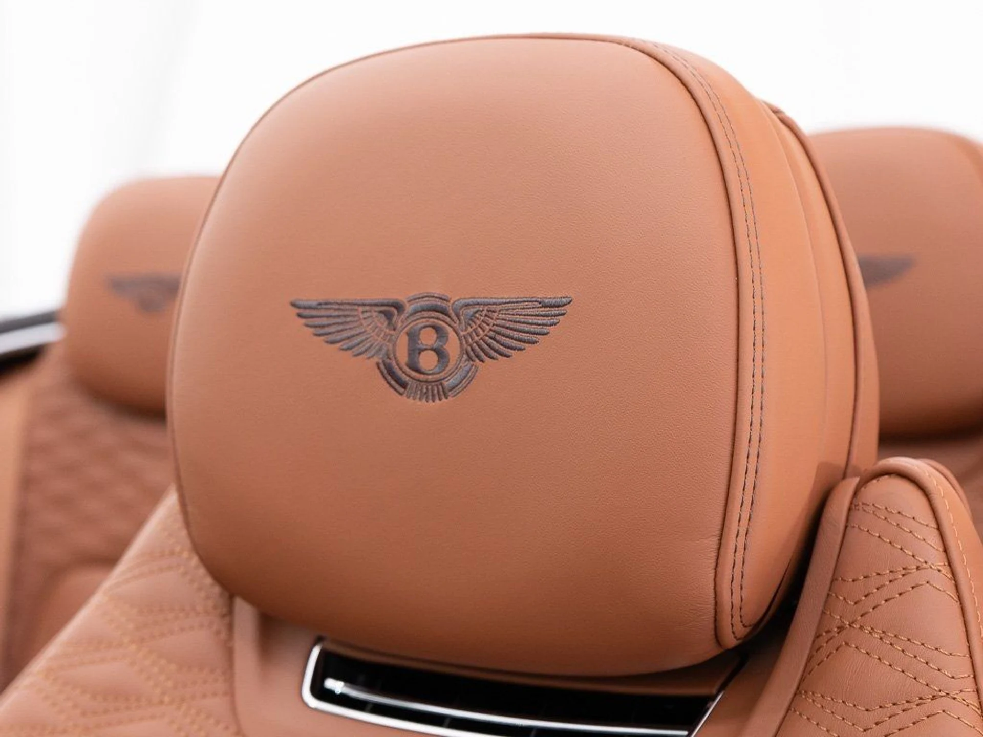 mph024_554683816_590dbd4a40cd3736d3810ae0062772fe_4e566230d8