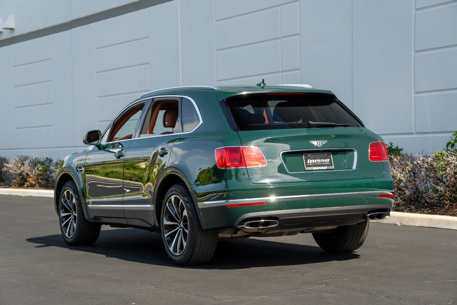 mph024_55614246_Used_2017_Bentley_Bentayga_W12_First_Edition_1762986986_66a484d6f7