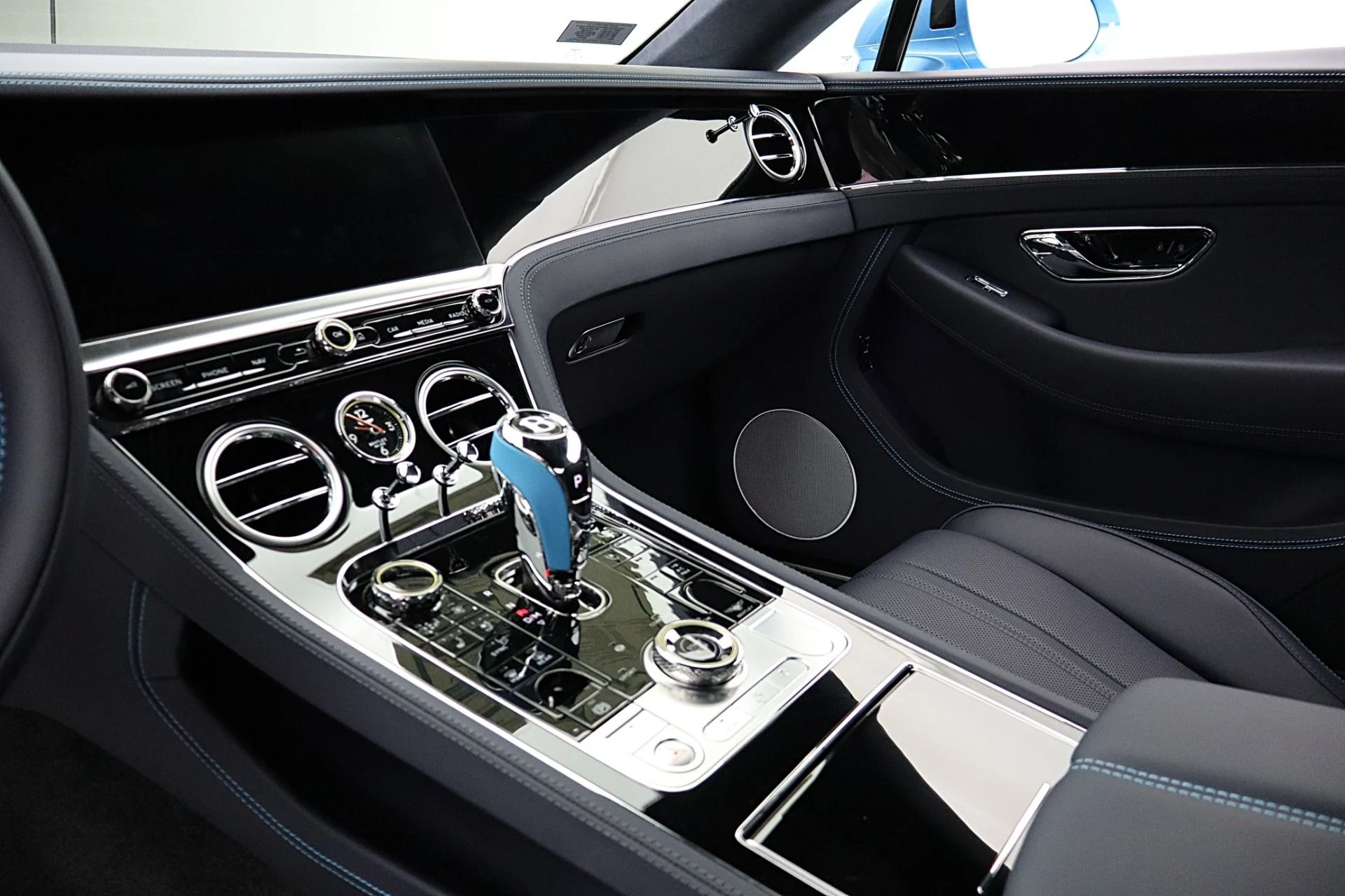 mph024_557444847_New_2026_Bentley_Continental_GT_6266497762