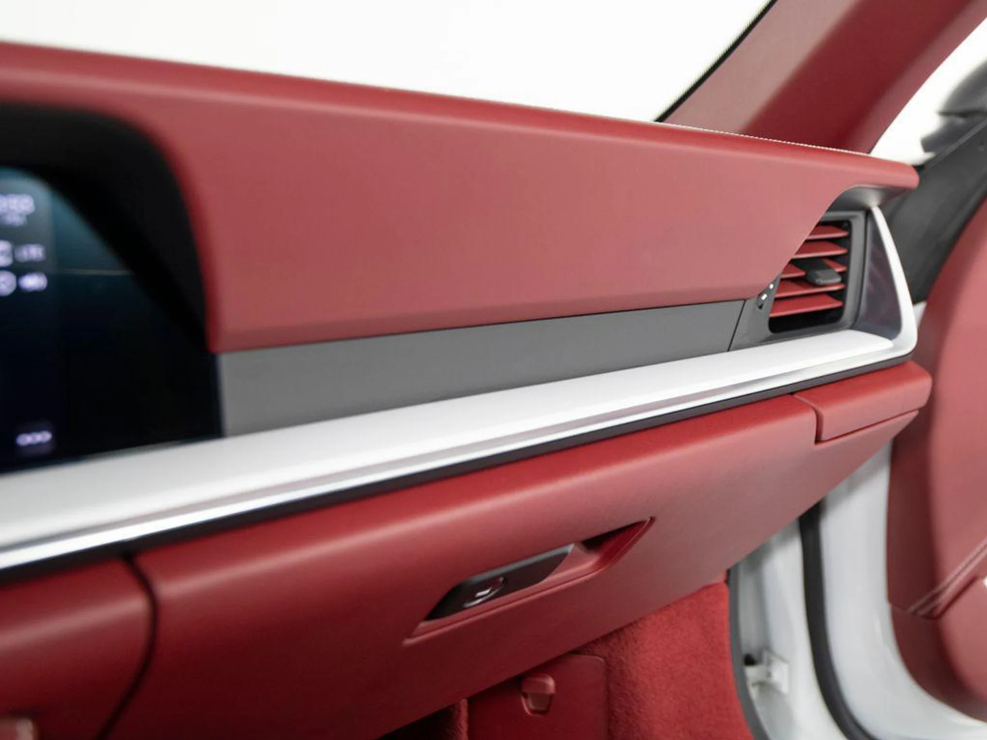 mph024_570284521_J_Vr_ML_1_Lr61_Ct8d_LO_5m_Ady_U66_HU_d68a81ec40