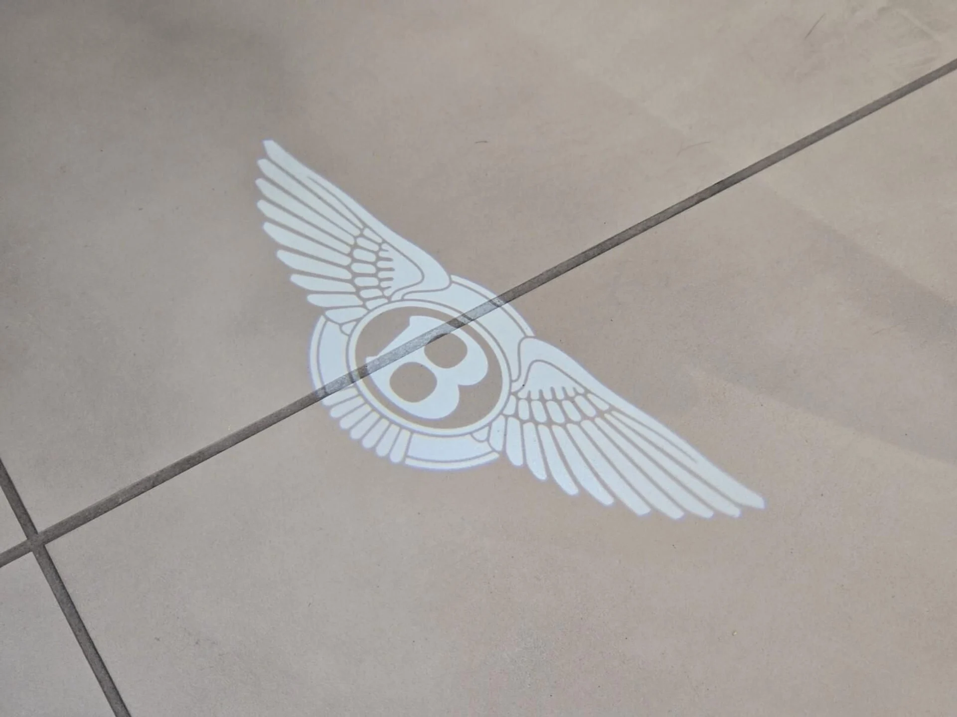 mph024_574897590_Used_2023_Bentley_Flying_Spur_V8_1761376114_b3519bf830