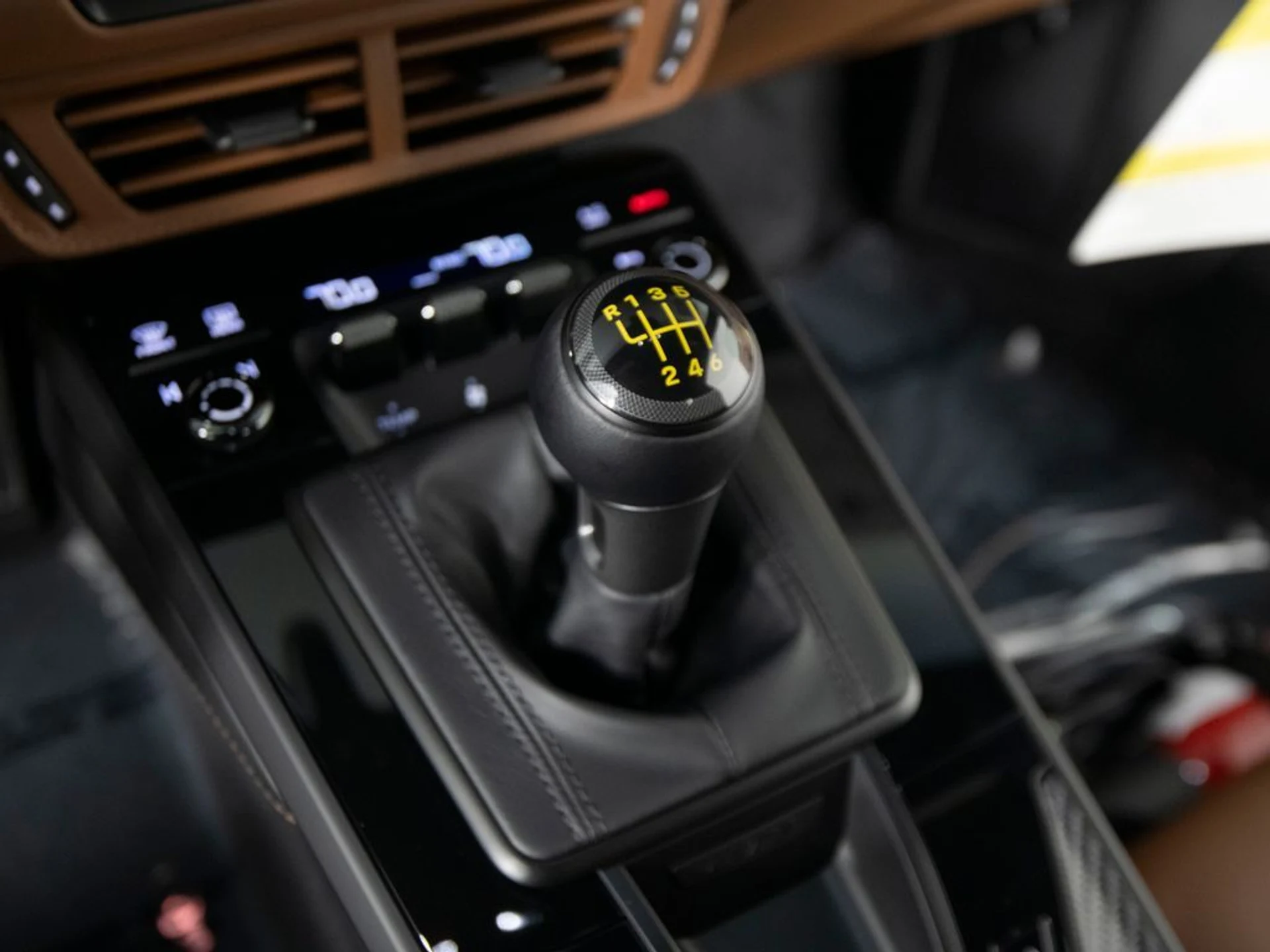 mph024_574903846_cc66edb3f0ff0bc291ee78dca3feb746x_27a106bb03