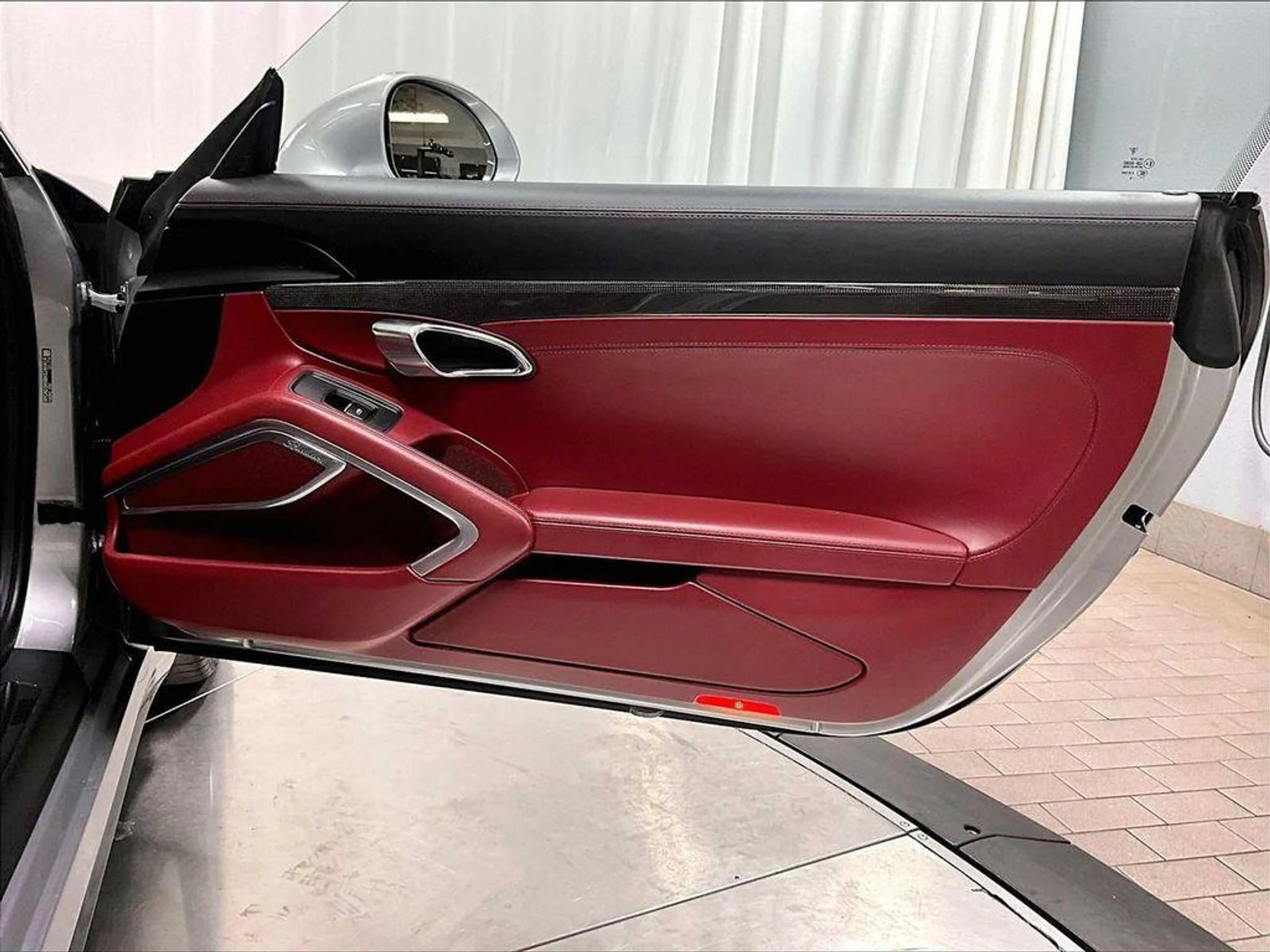 mph024_579356154_T98_LAW_Dm_DYA_3_Yau_B_Wy_Q_Amj_WB_Bs_U_7fd4f26d1b