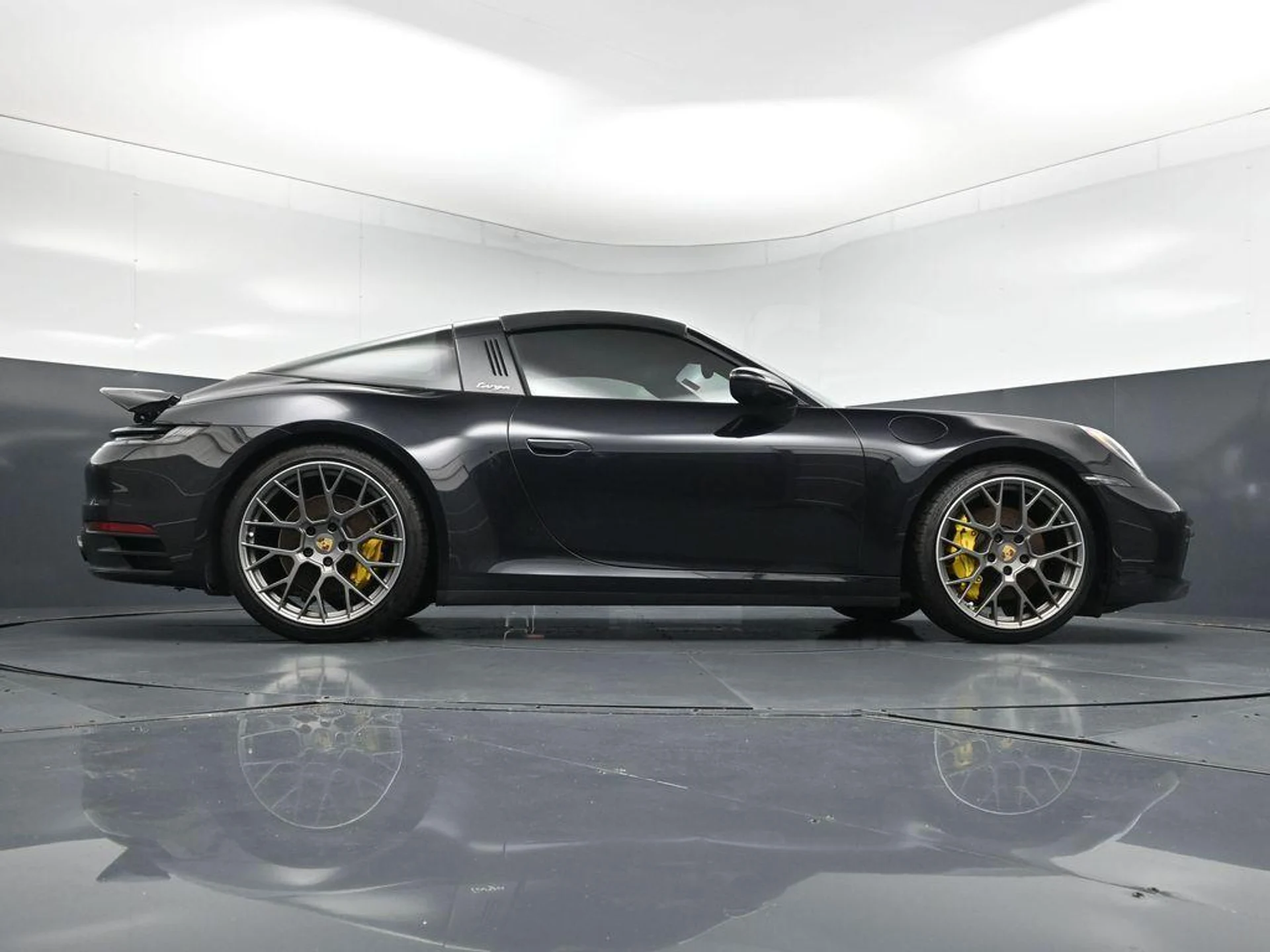 mph024_582575746_Gwyjcbt_FN_Wfjb_V78kd0_Xh_VOR_Di0_347eb7098d