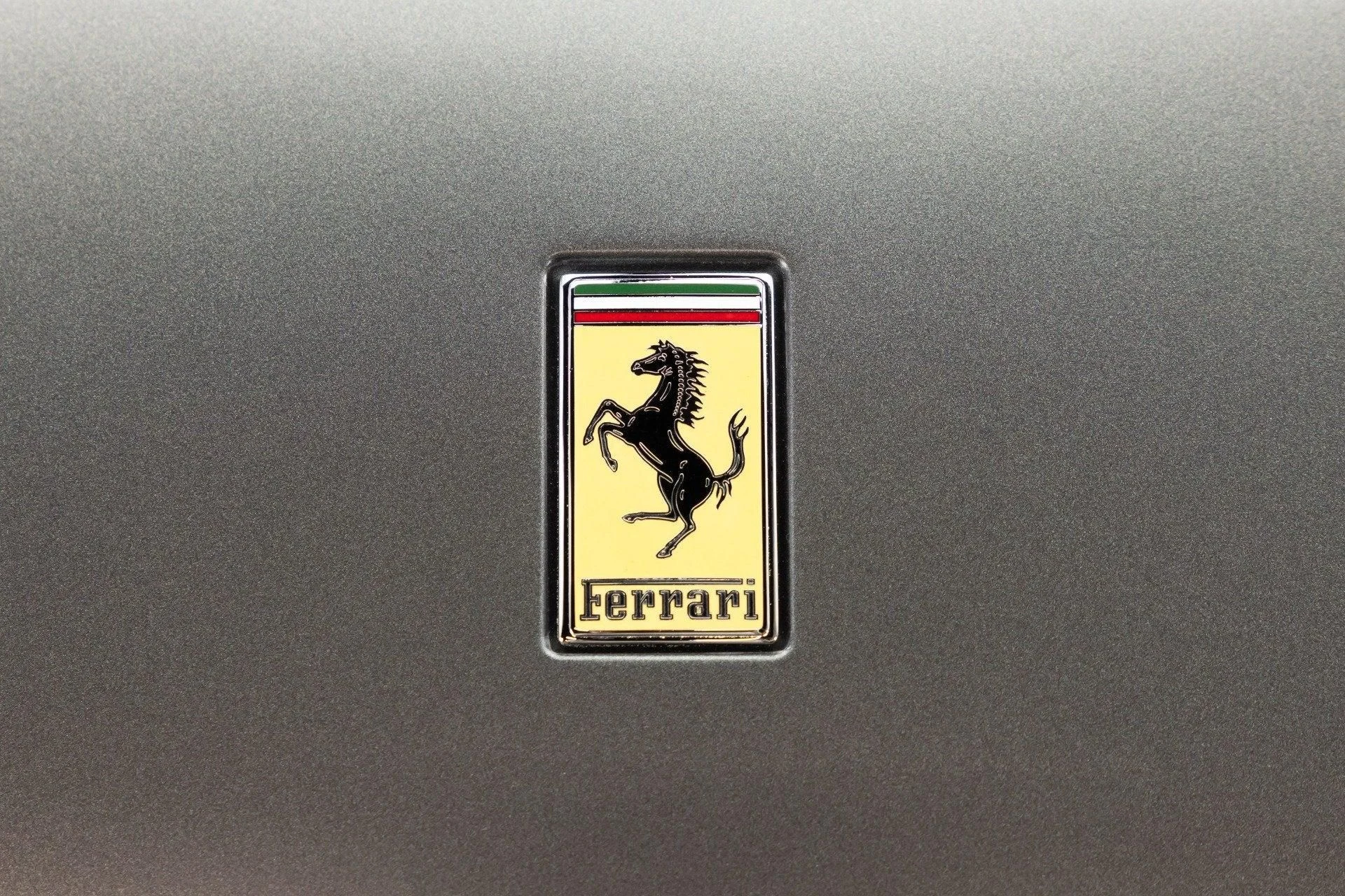 mph024_583582840_Used_2023_Ferrari_Portofino_M_1784803704_26985c4461