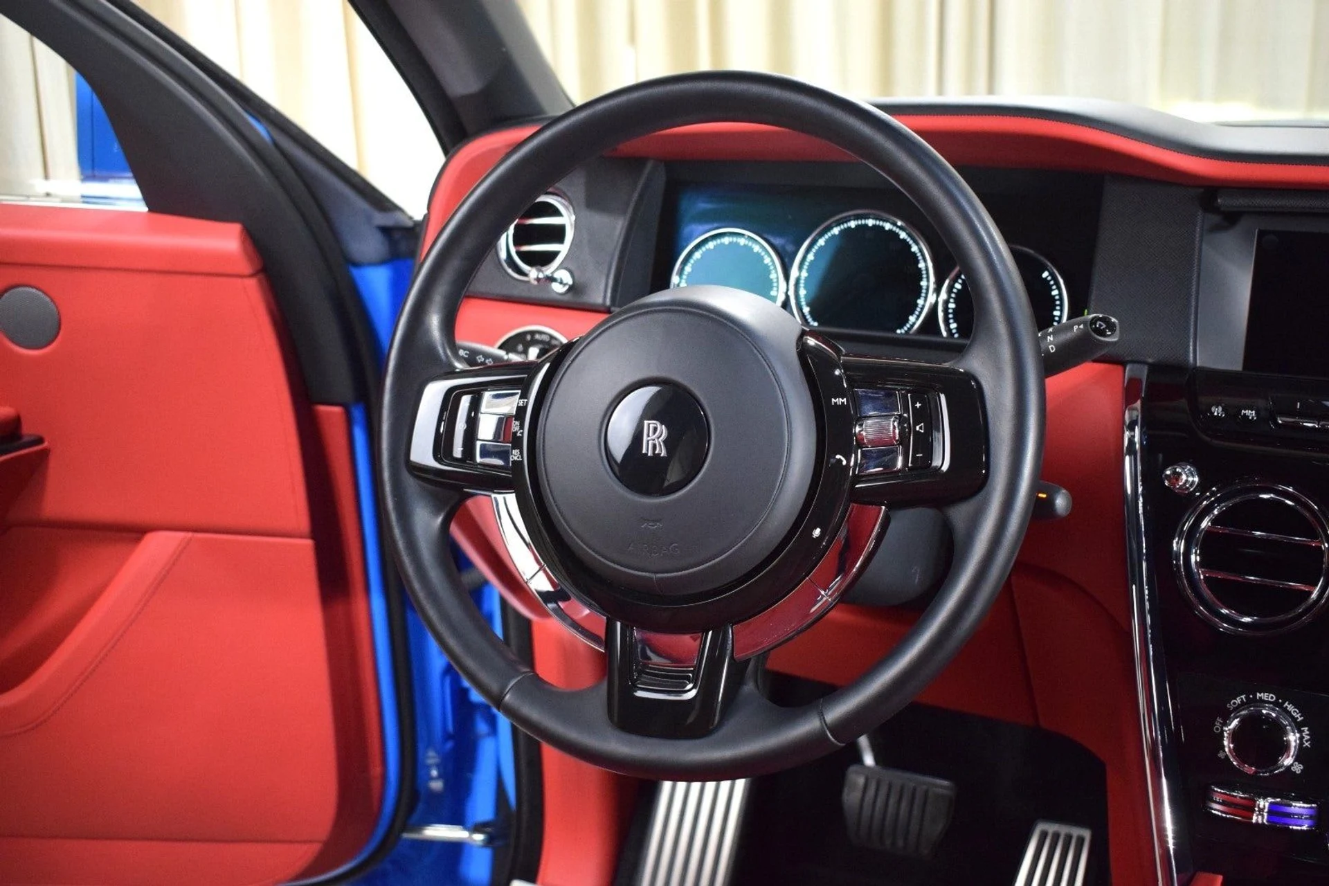 mph024_584436422_a2a145d5fc78c6beac21e70403718328x_84ef2e96f7