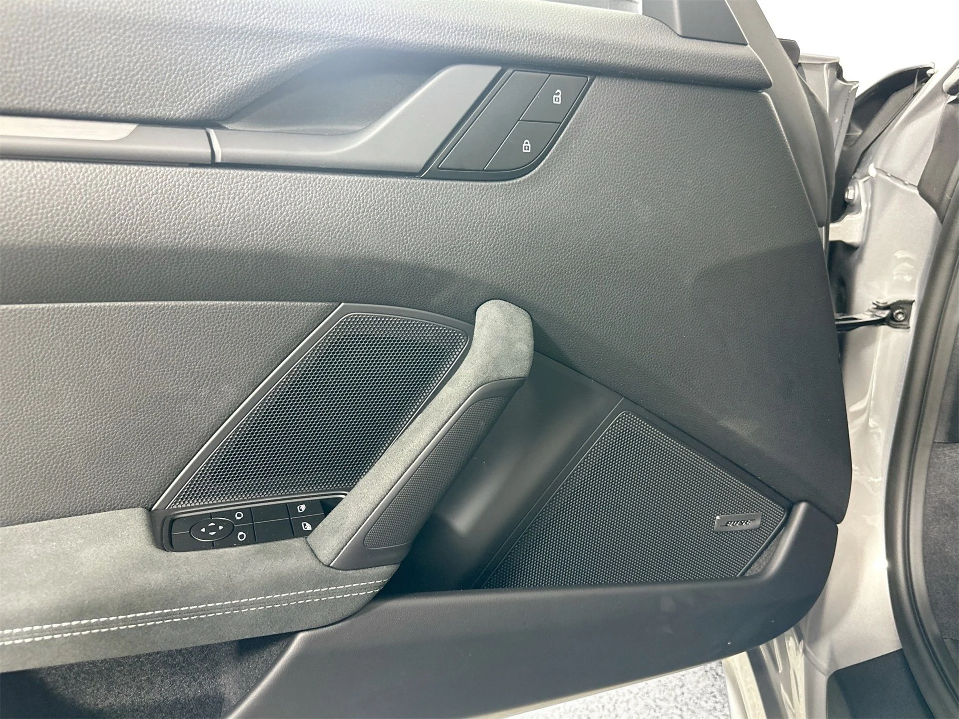 mph024_585039365_ddf4997aea96fa6652139ee3bf0ecc6f_6f985b42a0