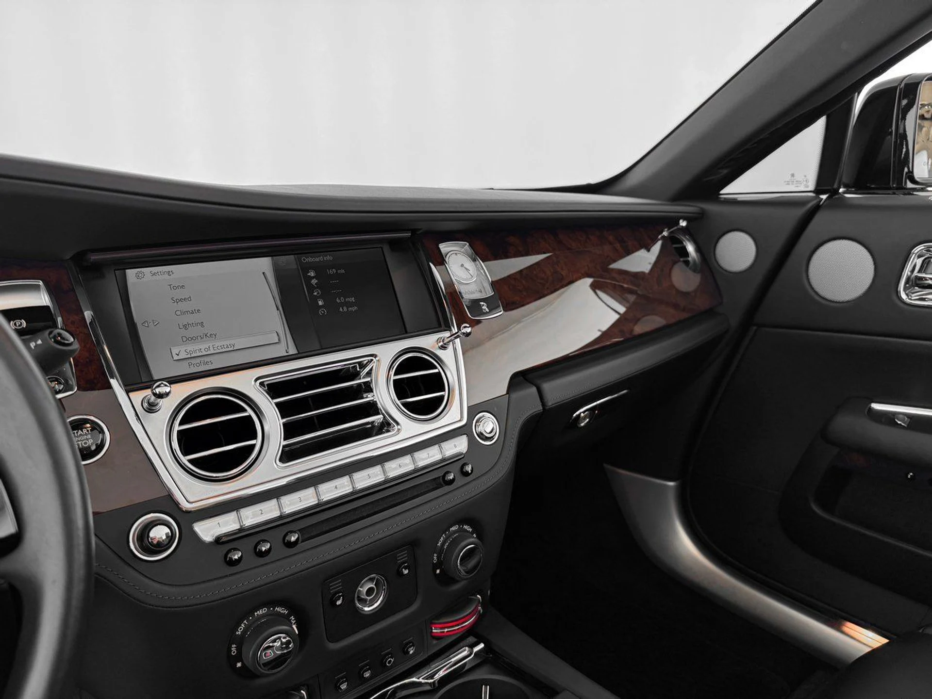 mph024_595559388_03b23878e33c872a256179e39299bc9cx_3bd8ca3b01