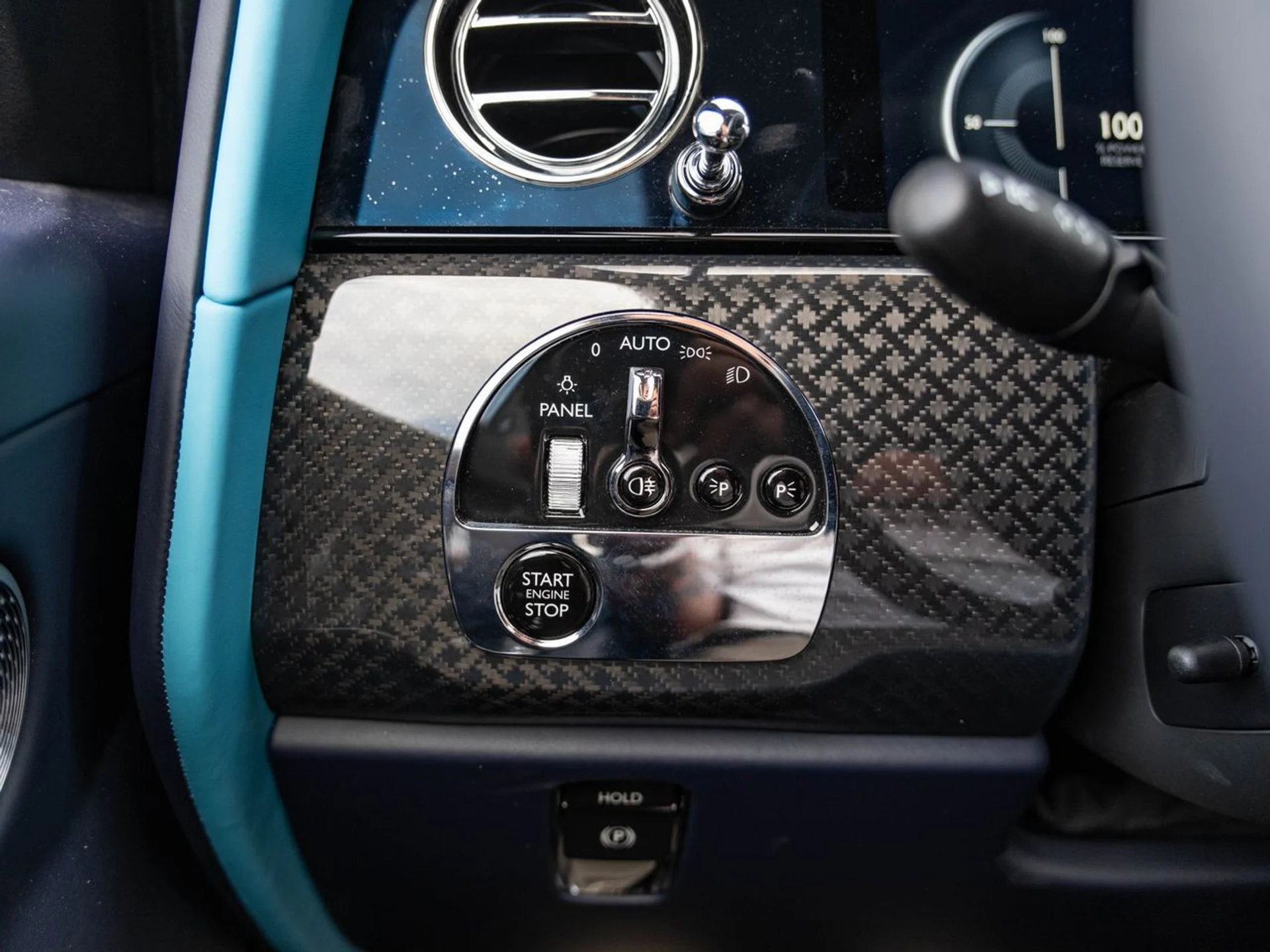 mph024_599362180_efb36c42d5c8a3ab8e4baceb5ca88406x_ba4ebb3156