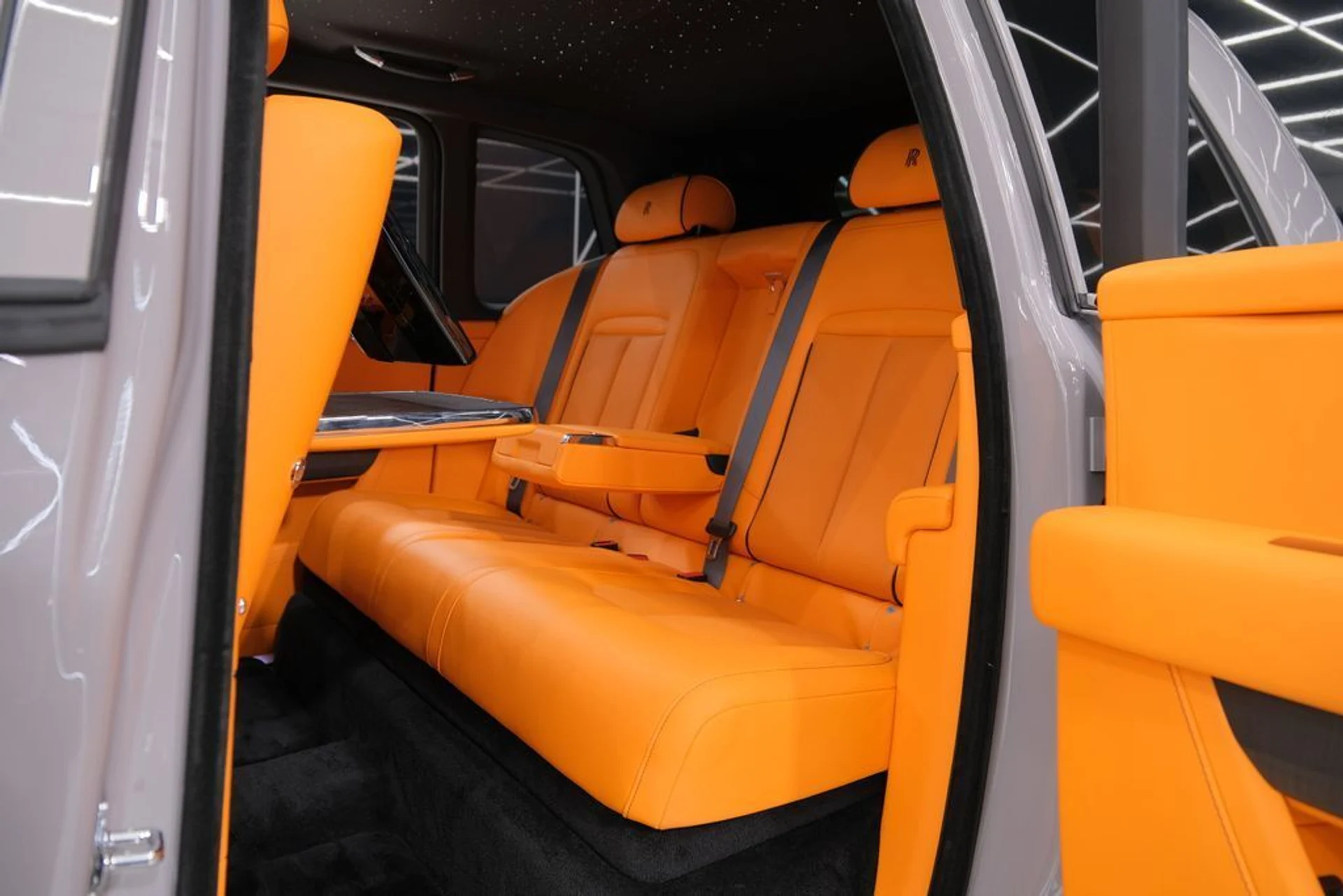 mph024_604886751_b8f096ef77b125307681571c4ad88e00_4493c55549