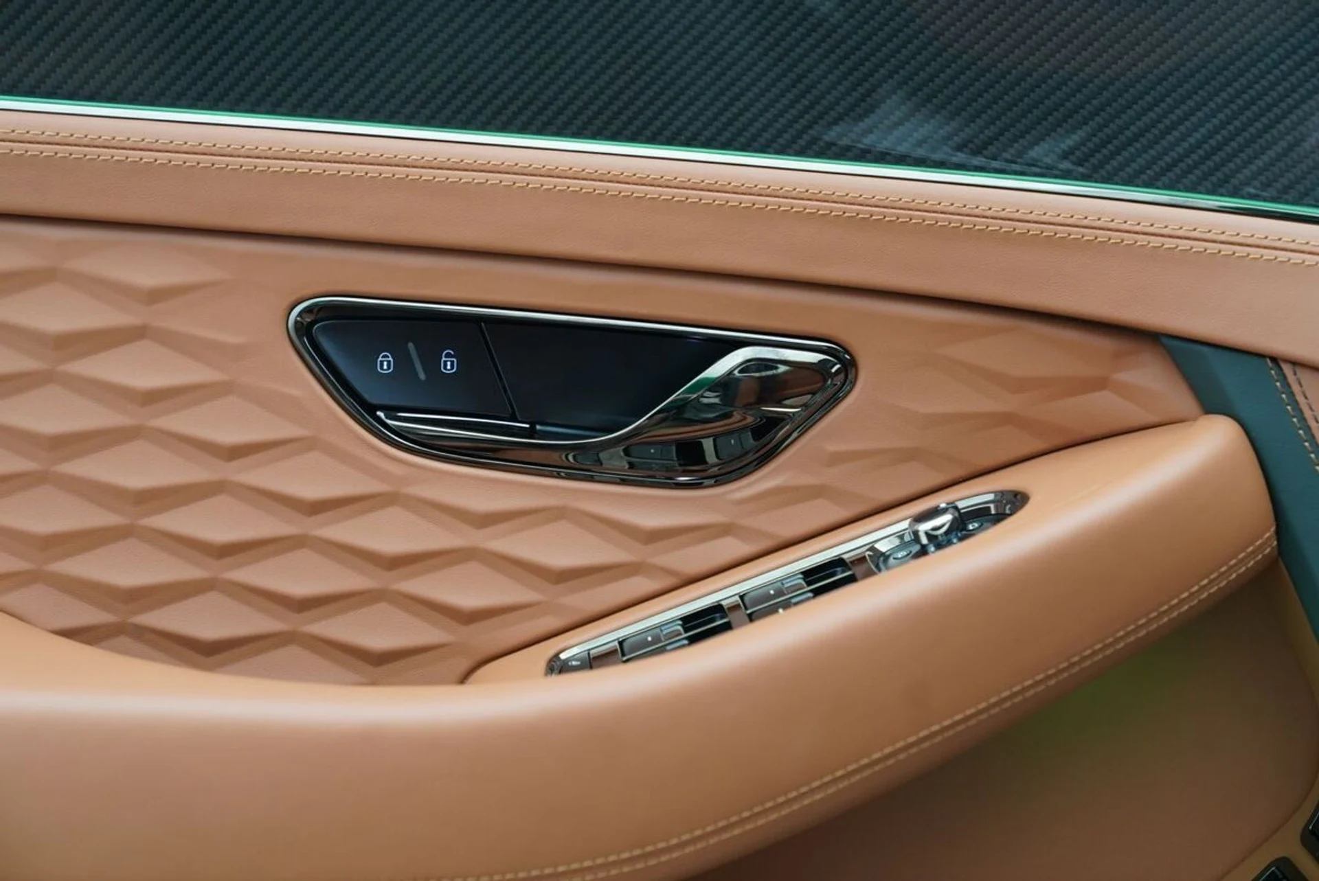 mph024_607842723_bd0430w7ls4us3rfv6exxg0u6o5i_138a9bf363