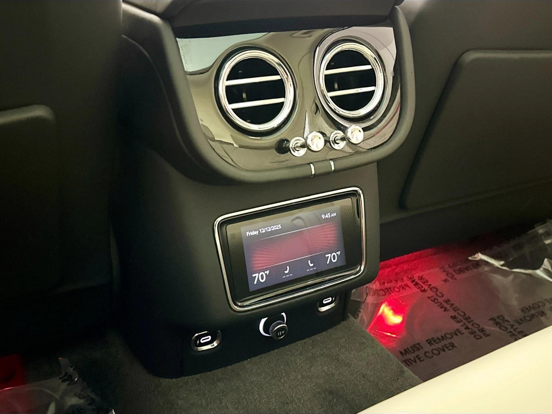 mph024_608736156_25_ed26f103a4