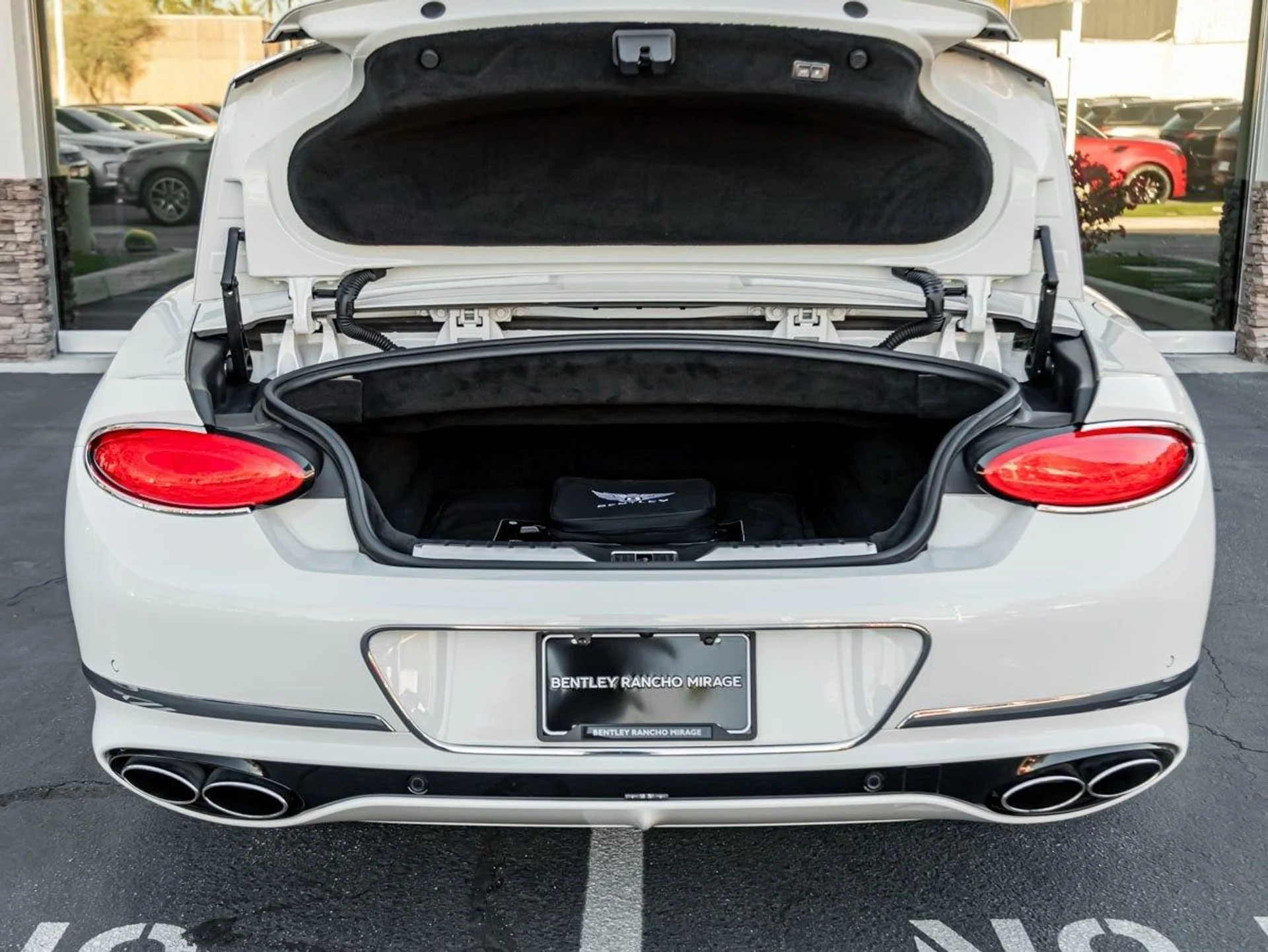 mph024_609476567_25_63a3e5c0cb