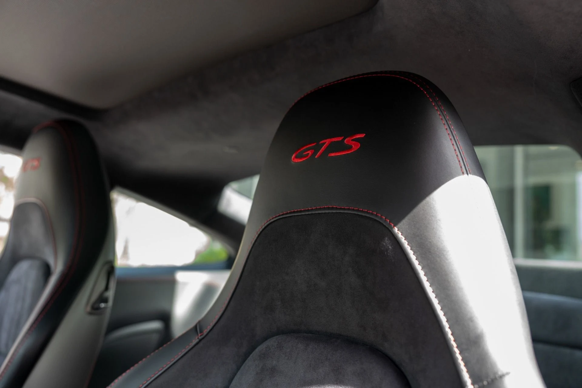 mph024_610610267_Used_2019_Porsche_911_Carrera_4_GTS_1780346707_28581fa373