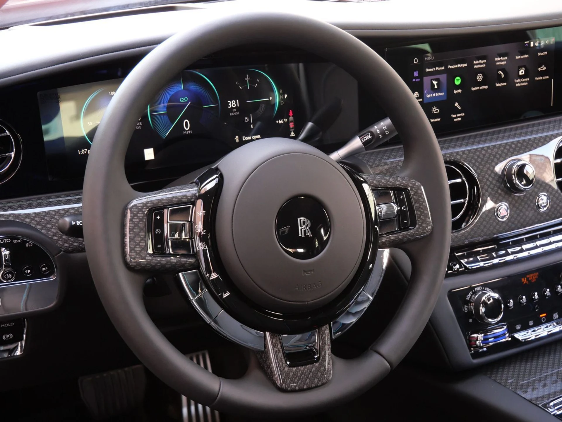 mph024_612856006_16d2c7ea06e7ae0f52f9d25aab116ff7x_459b95ed3a