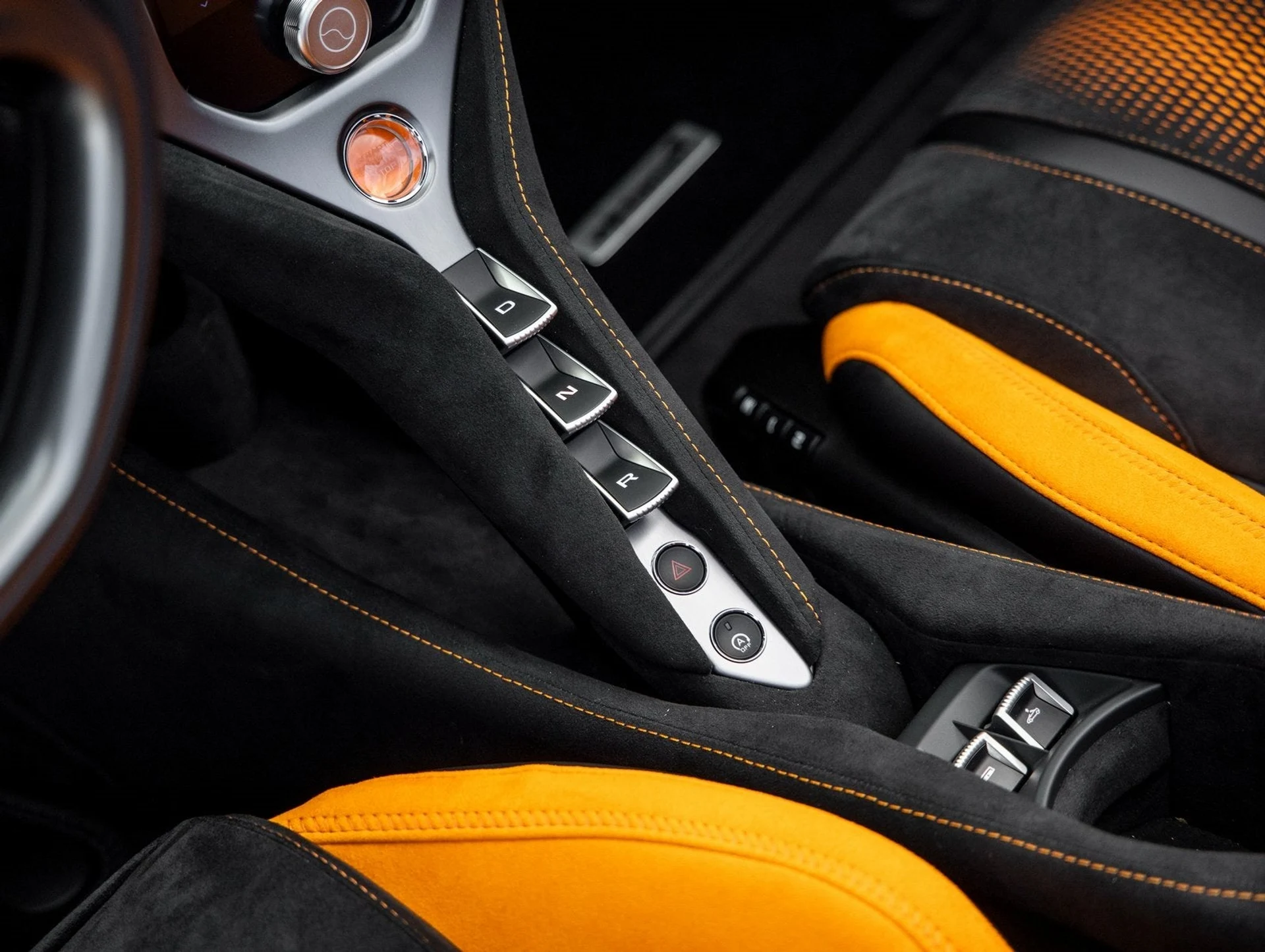 mph024_613981343_25_94eba3f64e