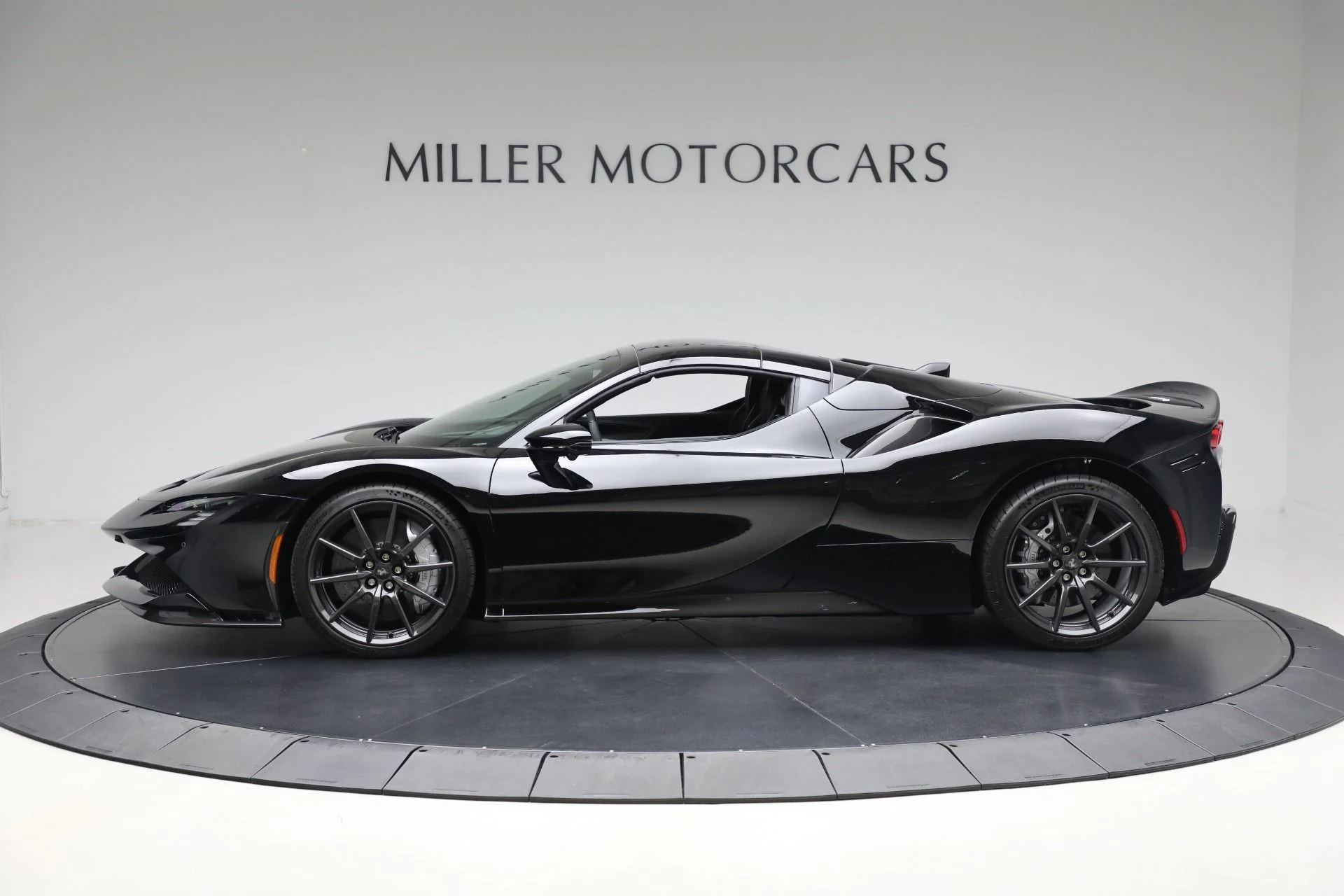mph024_620124441_Used_2023_Ferrari_SF_90_Spider_961bd259db