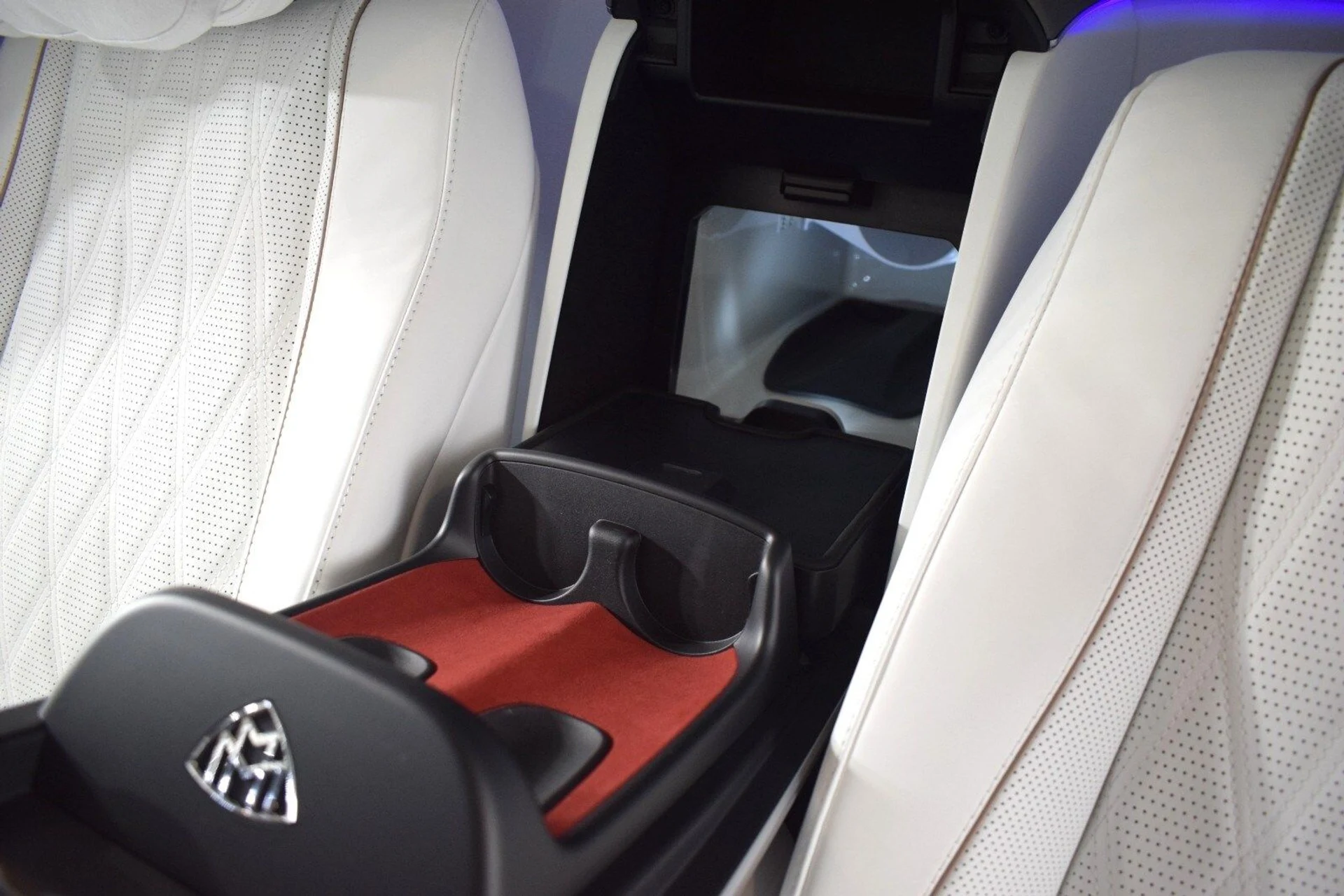 mph024_623142928_407007d30e01752f16e6878d4b8d6836x_5185457e2e