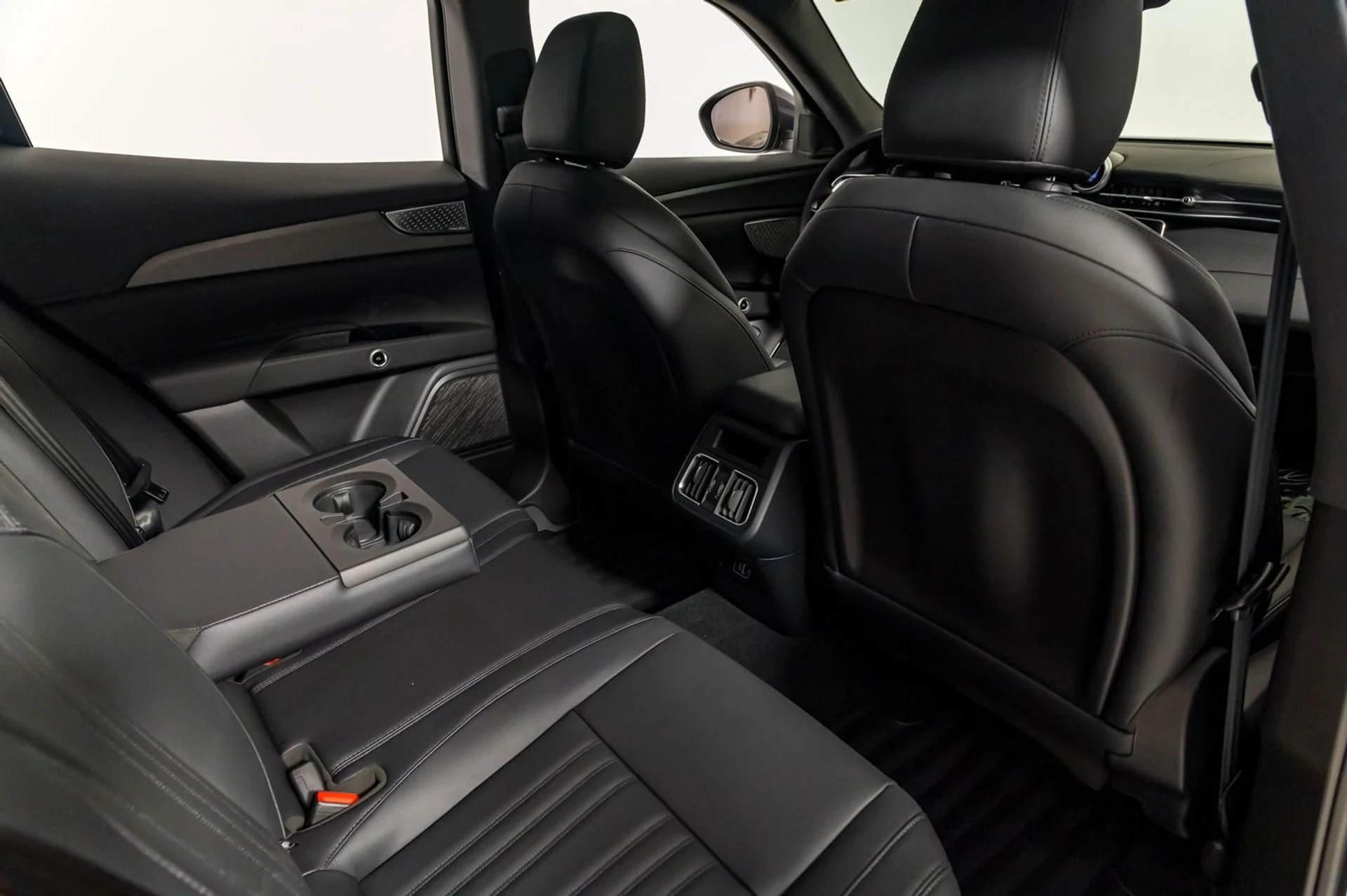 mph024_623544136_7c5e28b91a3241728b306142b867ae61_60ee9daaba