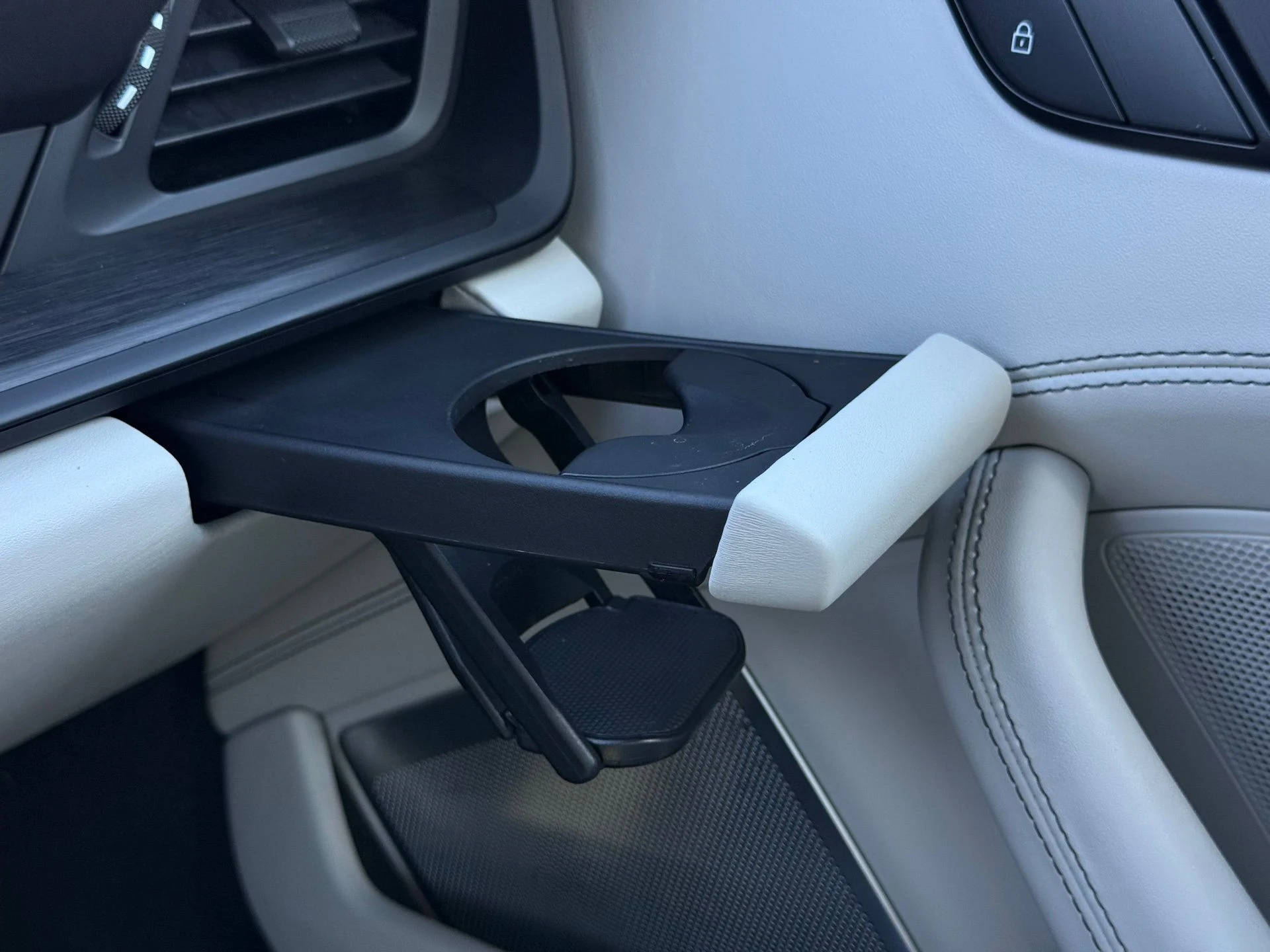 mph024_630364741_6b4dc452bc8f05cfe6591443255ea90d_860488a07d