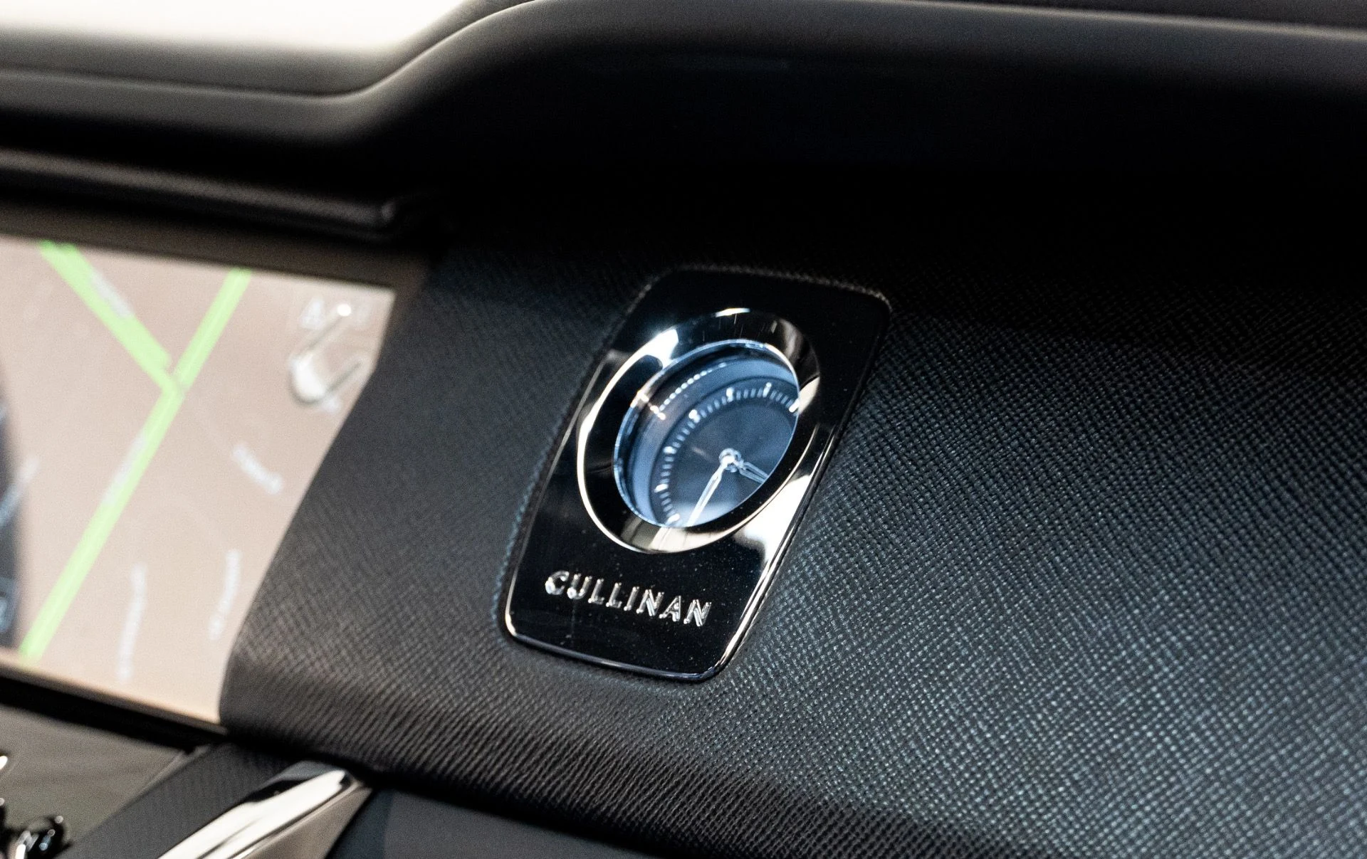 mph024_632840611_Used_2022_Rolls_Royce_Cullinan_1772571320_d3505e5c30