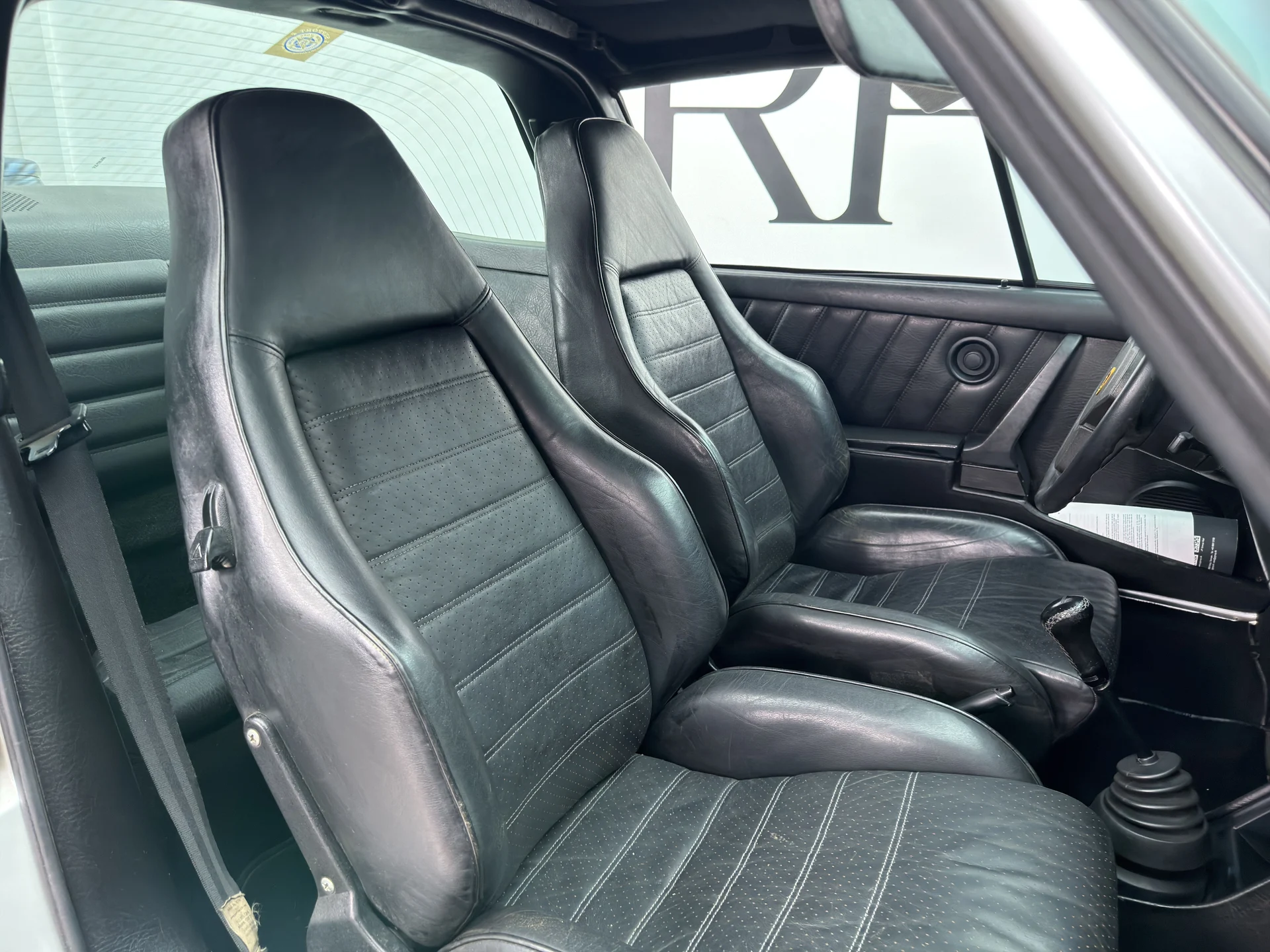 mph024_632904390_RP_8524_interior_004_932a87550c