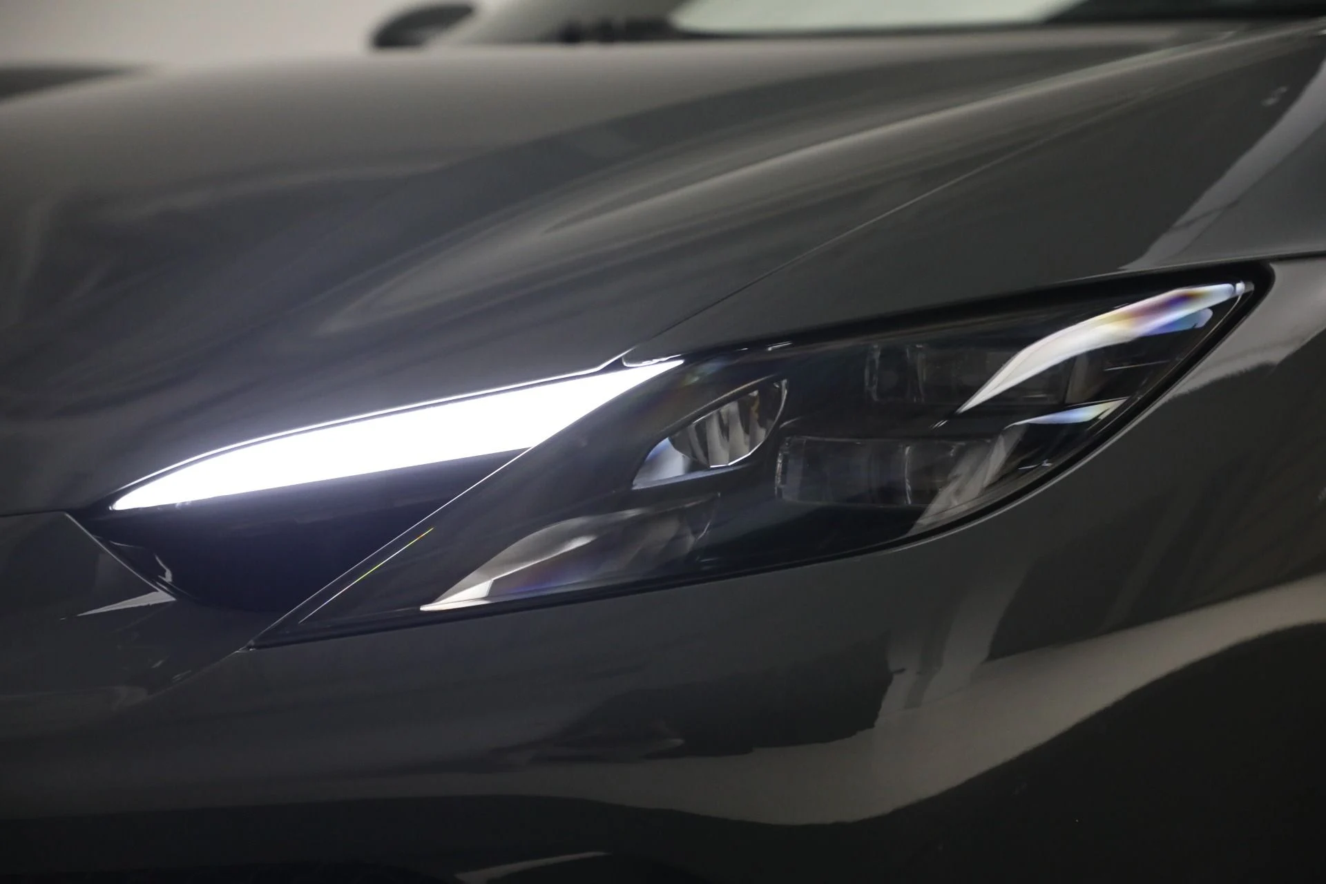 mph024_633891294_Used_2023_Ferrari_296_GTS_1776284808_ea7cb52e53