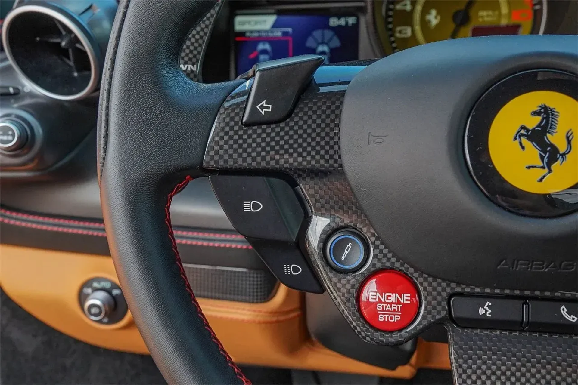 mph024_634073965_6aed24f95366459bb12d76f731f711d4_041b6244ae