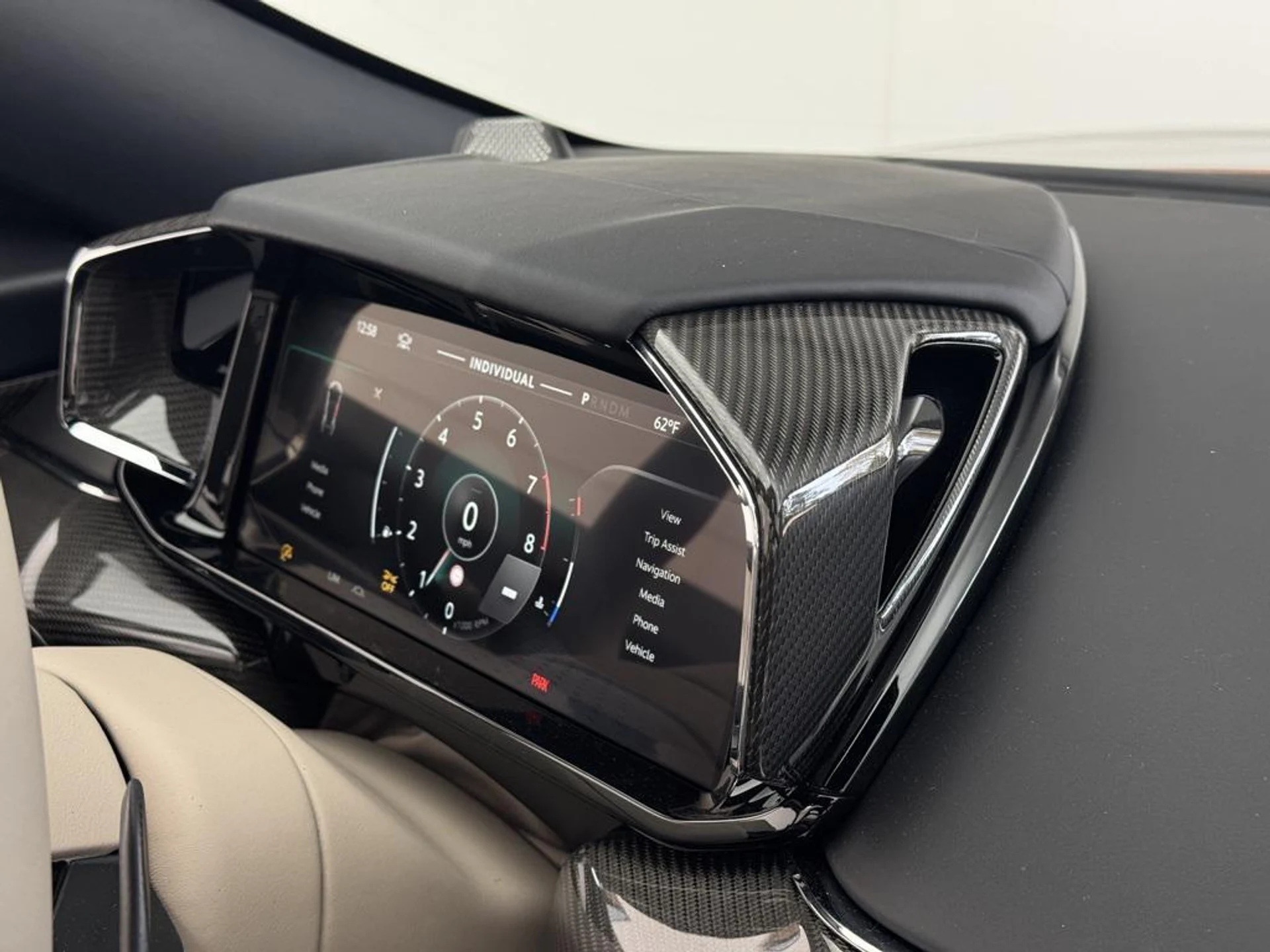 mph024_636396771_Vuqtul_Zj_BW_wi7_Flfb_IDLNHQLWI_3d1136dcf3