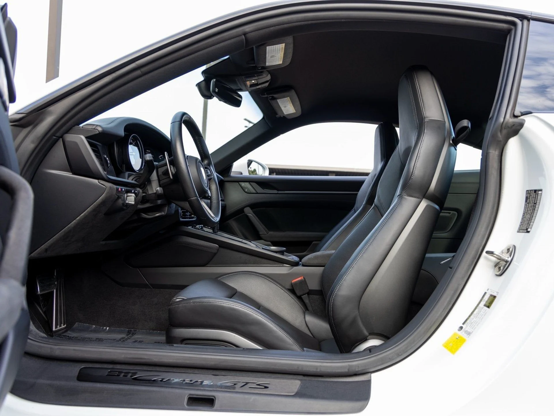 mph024_646963285_25_ba3e76d820