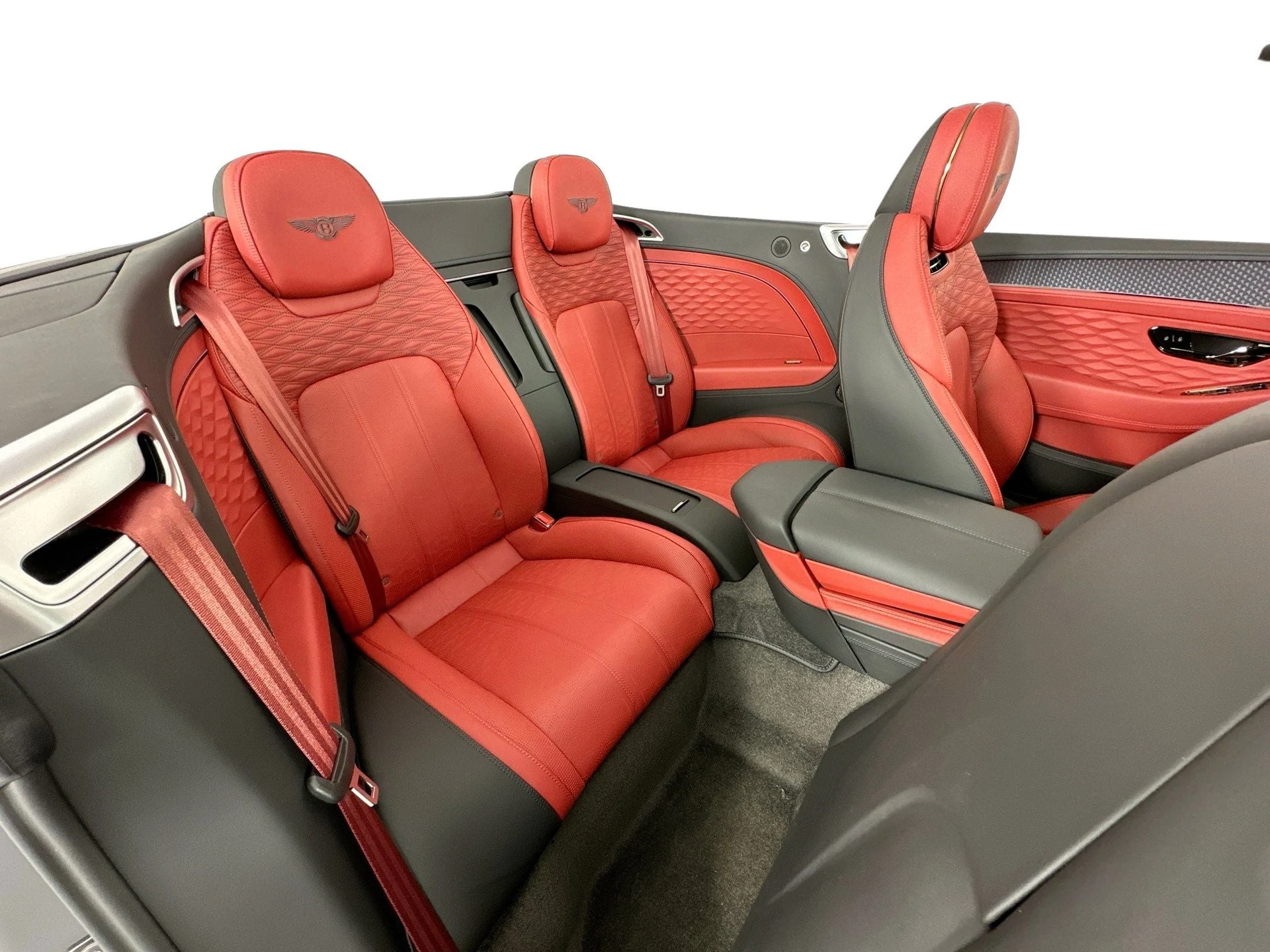 mph024_658558175_25_f0daa52442