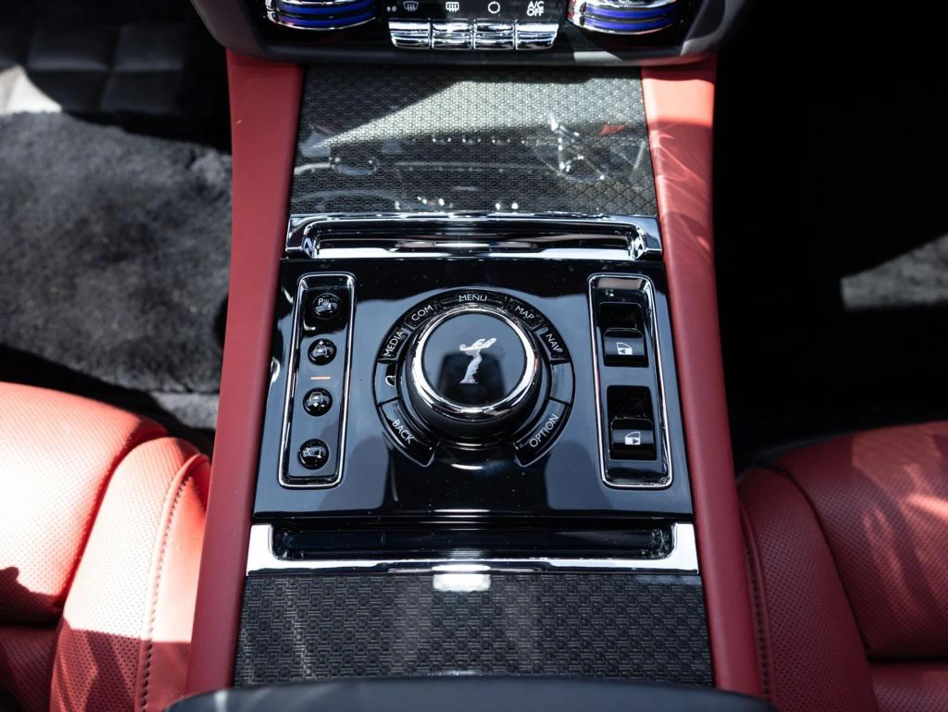 mph024_659657269_409961674_67ee1b839573a91da42a2b5a_ddbeb3b067