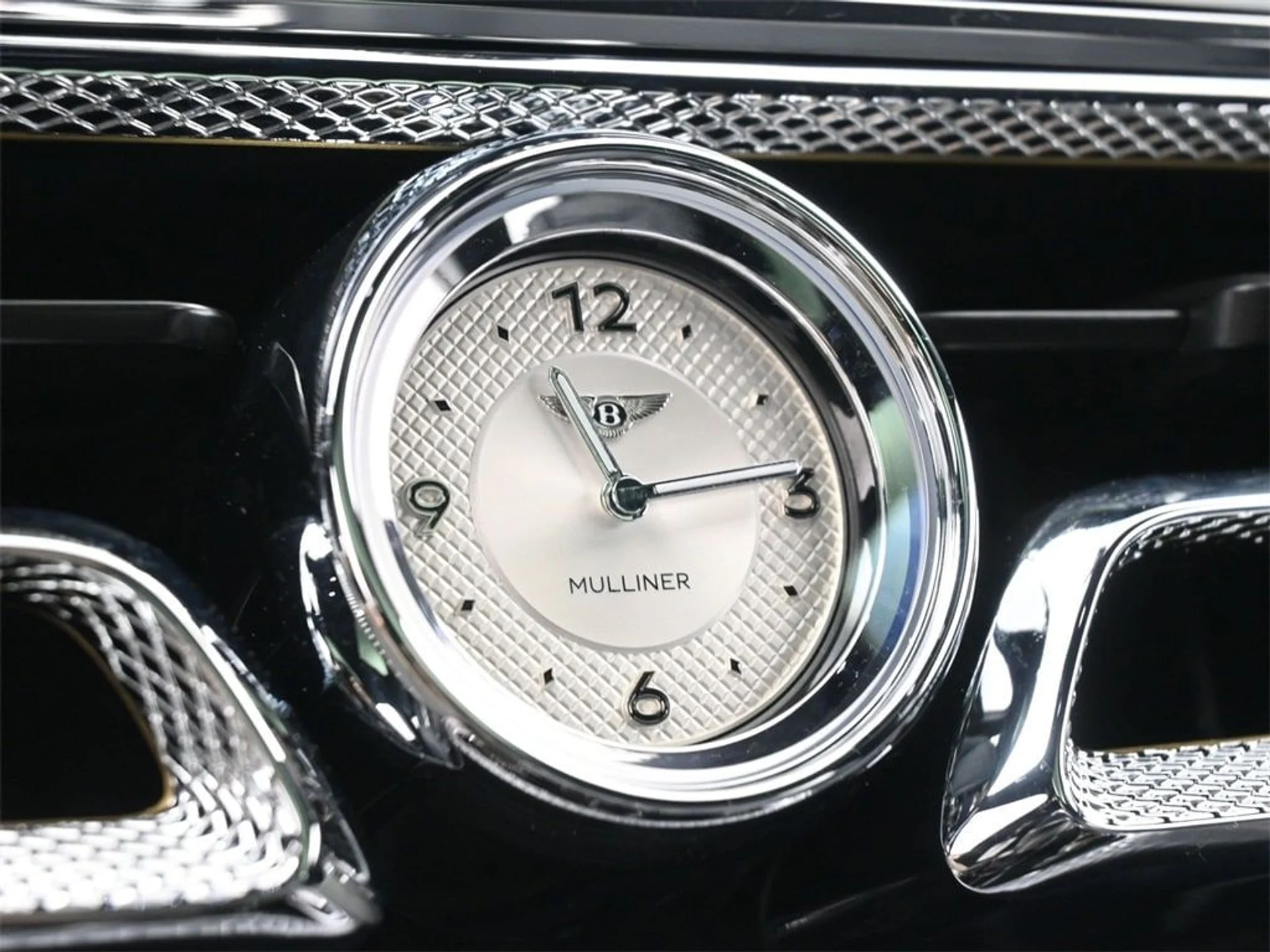 mph024_663300348_ef348216cc1f431ffb9d186b52fa25bax_bfb7ff4eaf