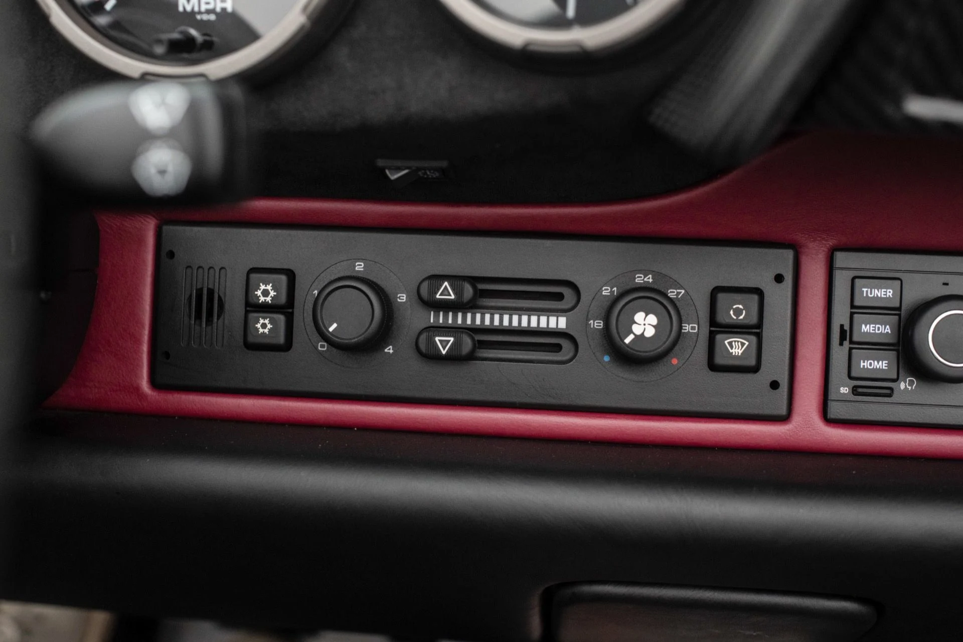 mph024_668041584_Used_1997_Porsche_911_Speedster_By_Gunther_Werks_1779136909_c347d8b0cd