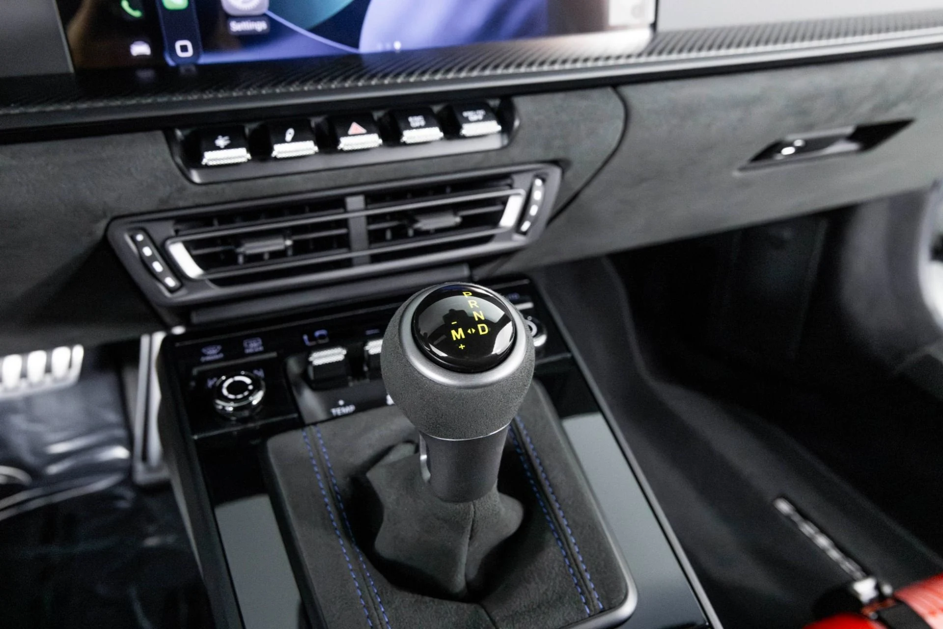 mph024_675446016_Used_2024_Porsche_911_GT_3_RS_1763426473_189c6d0cc8