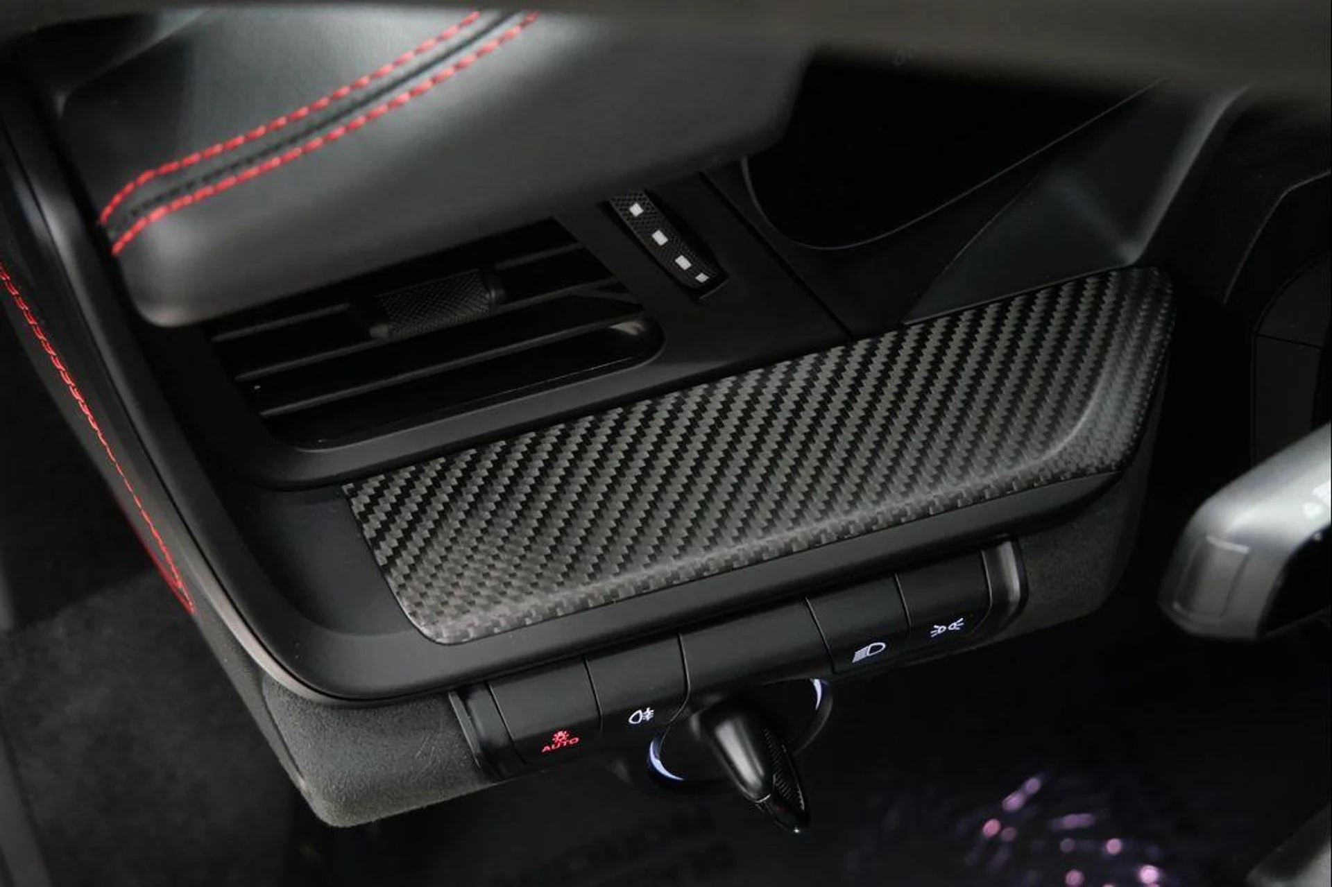 mph024_67982500_TG_Woa20kaq_s_Wx9v8vwl9_068_BE_71ecedbba5