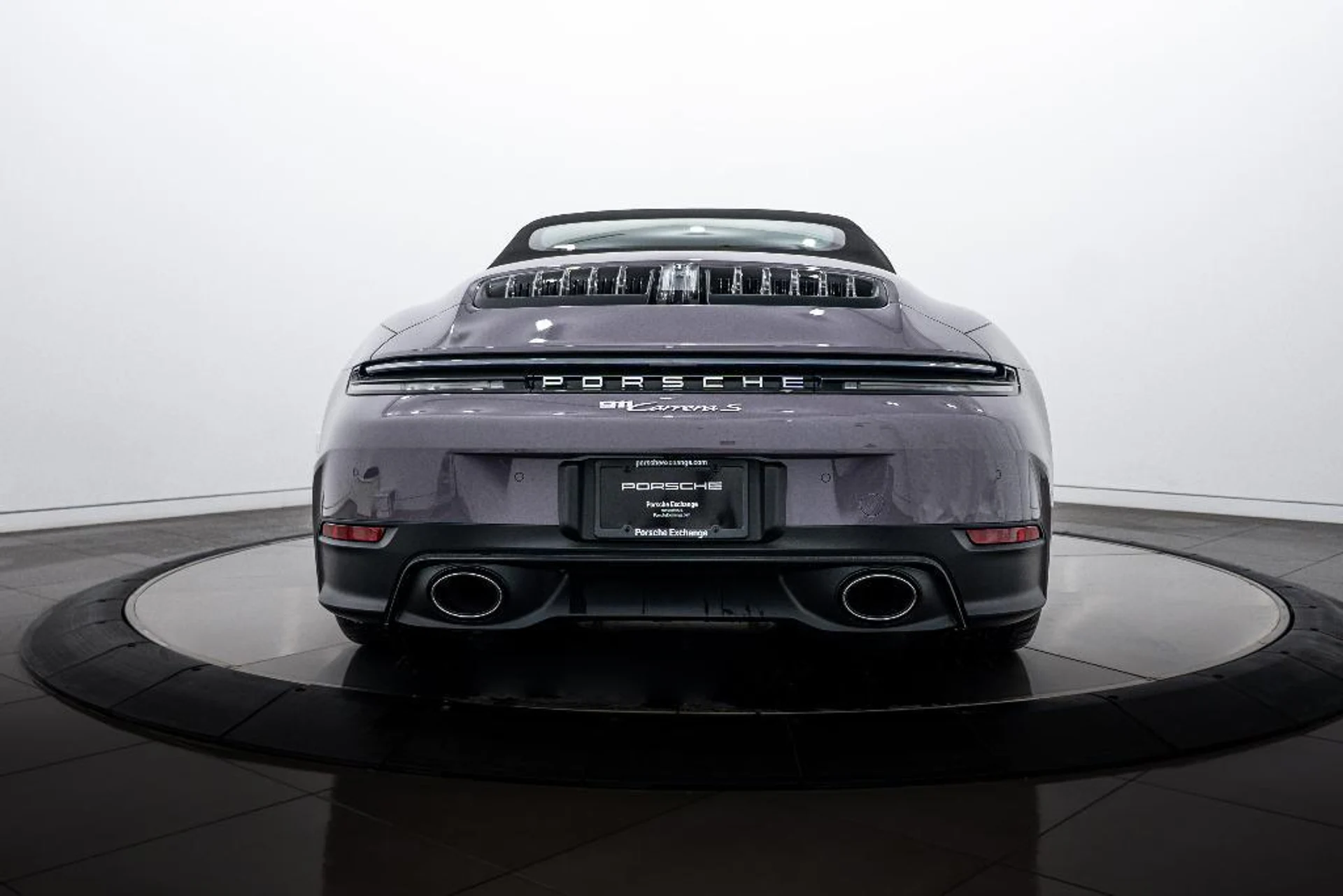 mph024_680855172_vkwb_F_Oo9h_Wm_Q9_NPR_o6b_X3hosqo_84aaabeec2