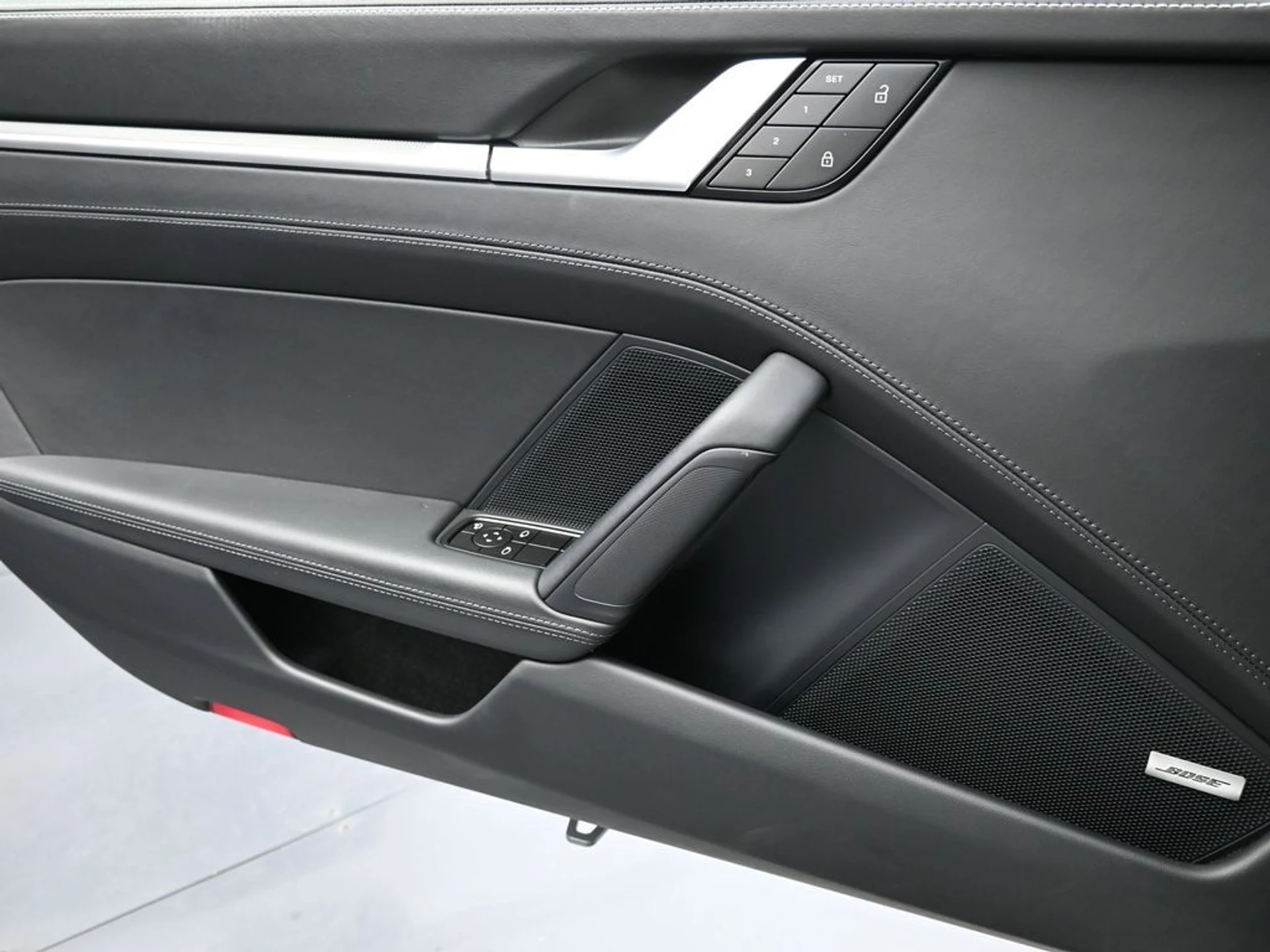 mph024_68119967_a9e870970fa4ff1d0111910ef86d0cef_512439d54a