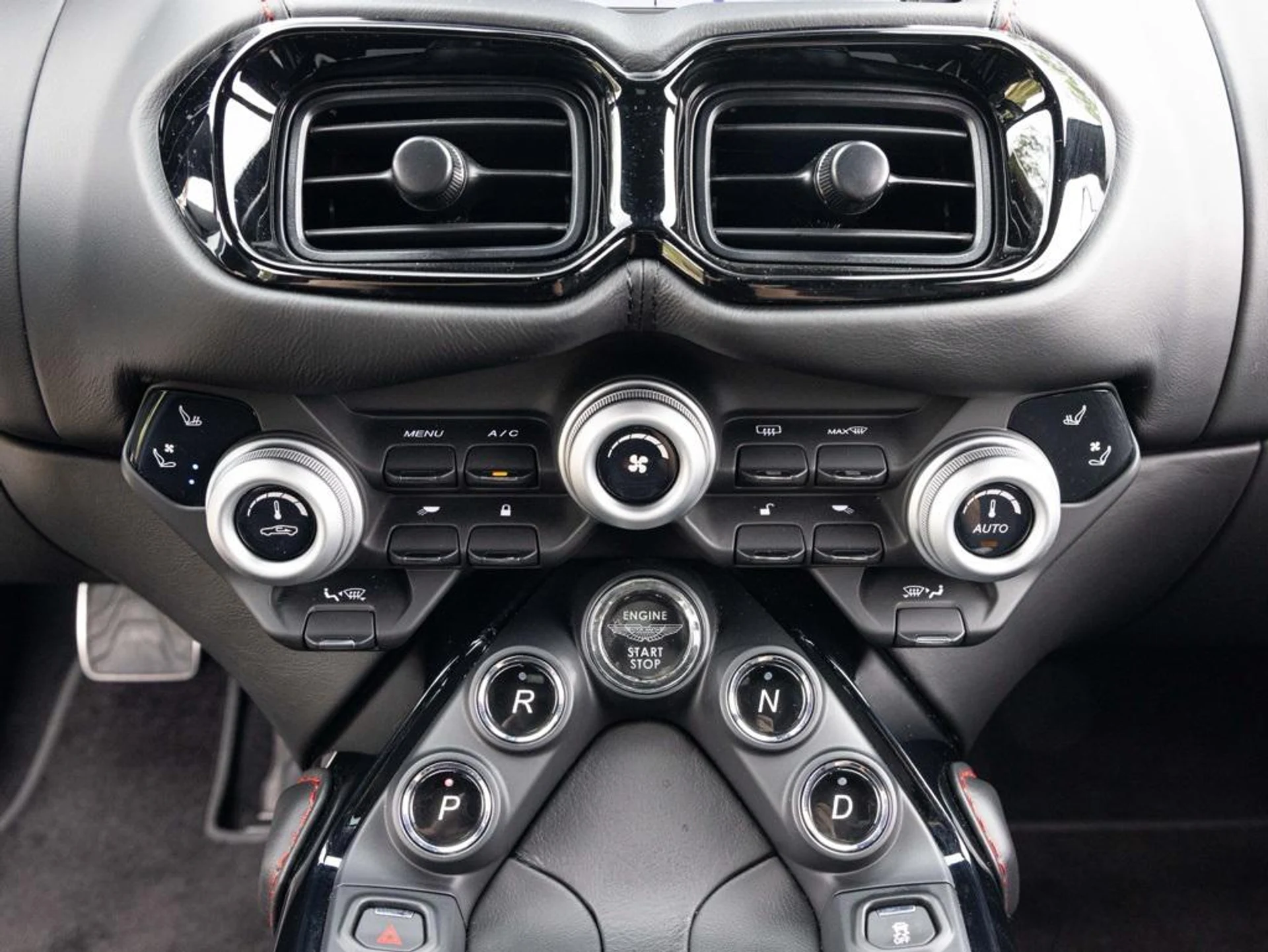 mph024_682516848_266111782_68b184881f109c98f21c7223_5112bb86c5