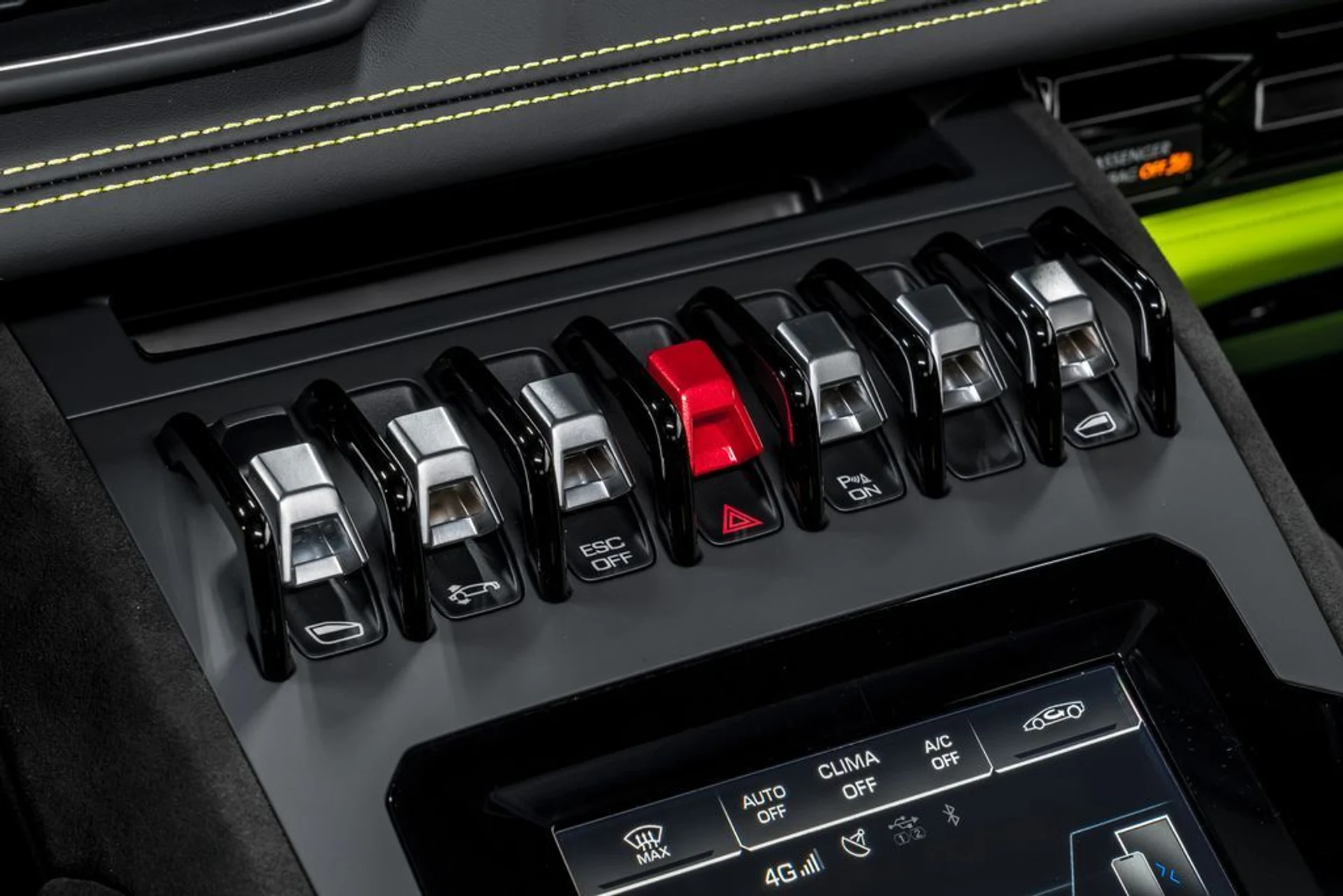 mph024_687355953_ca89c193e18898e36fe3161ee3b1dc26x_a023b9f4bd