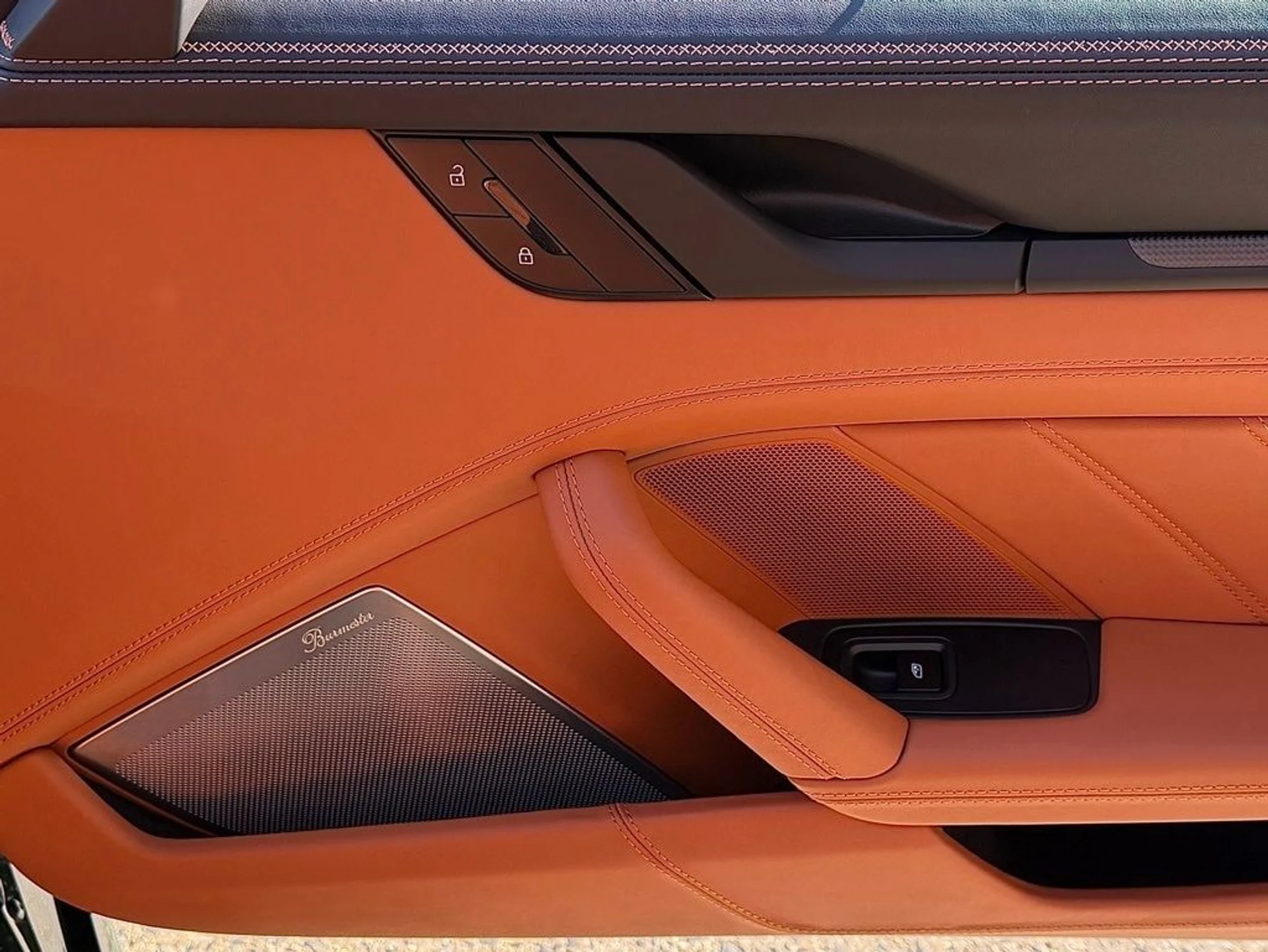 mph024_691322056_d4271932e2f760d14d461f807a772415x_8803f7f5bd