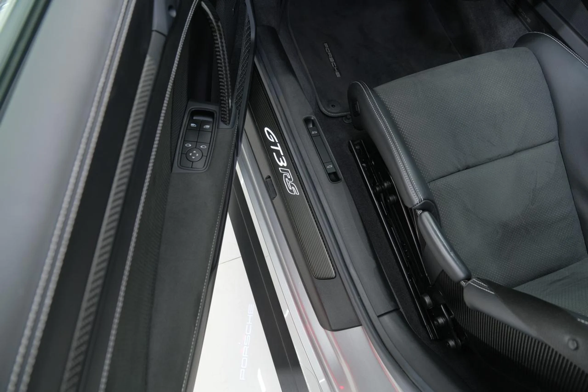 mph024_695542282_94a044d5bb24dd0e4d28f5f819518663_5b41da4739