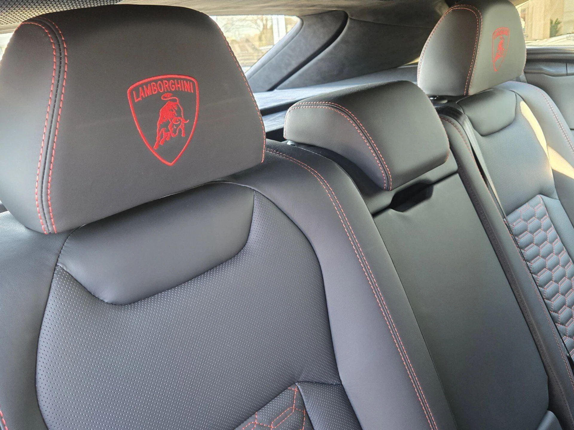 mph024_697236886_f3eb24be83234fc6181b4459518e9975x_4bbda38877