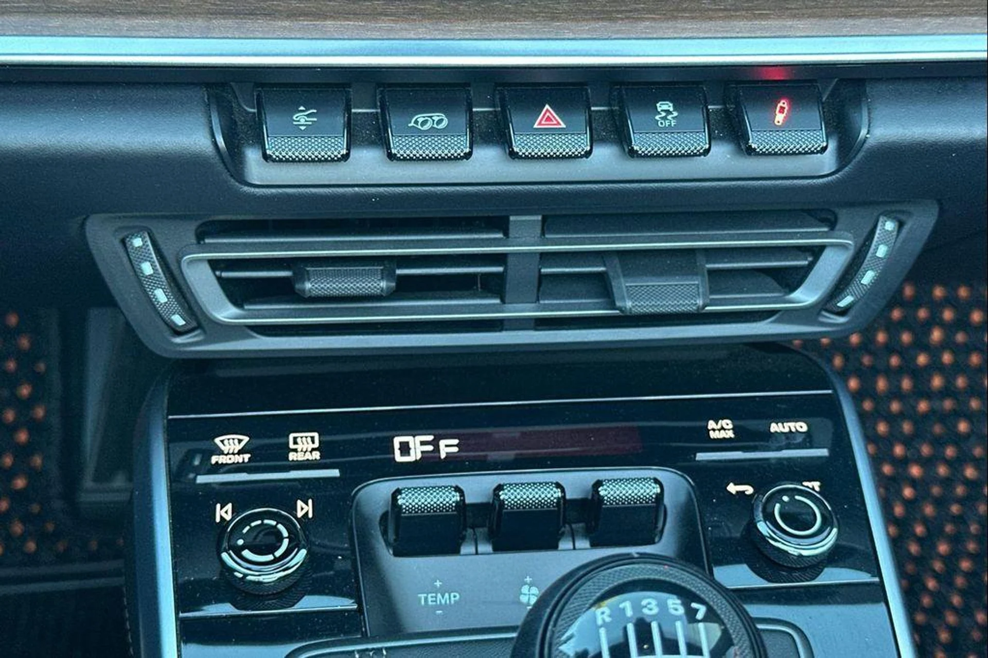 mph024_697603874_who_T_Lb_Rbo_F_To8_Dcf_BH_4l_M_Yb_B5wo_6371b1a78a