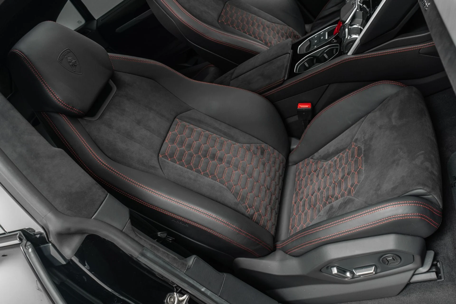mph024_699811310_Used_2021_Lamborghini_Urus_Q_Citura_Interior_Bang_and_Olufsen_Audio_1778530173_cf20d3e045