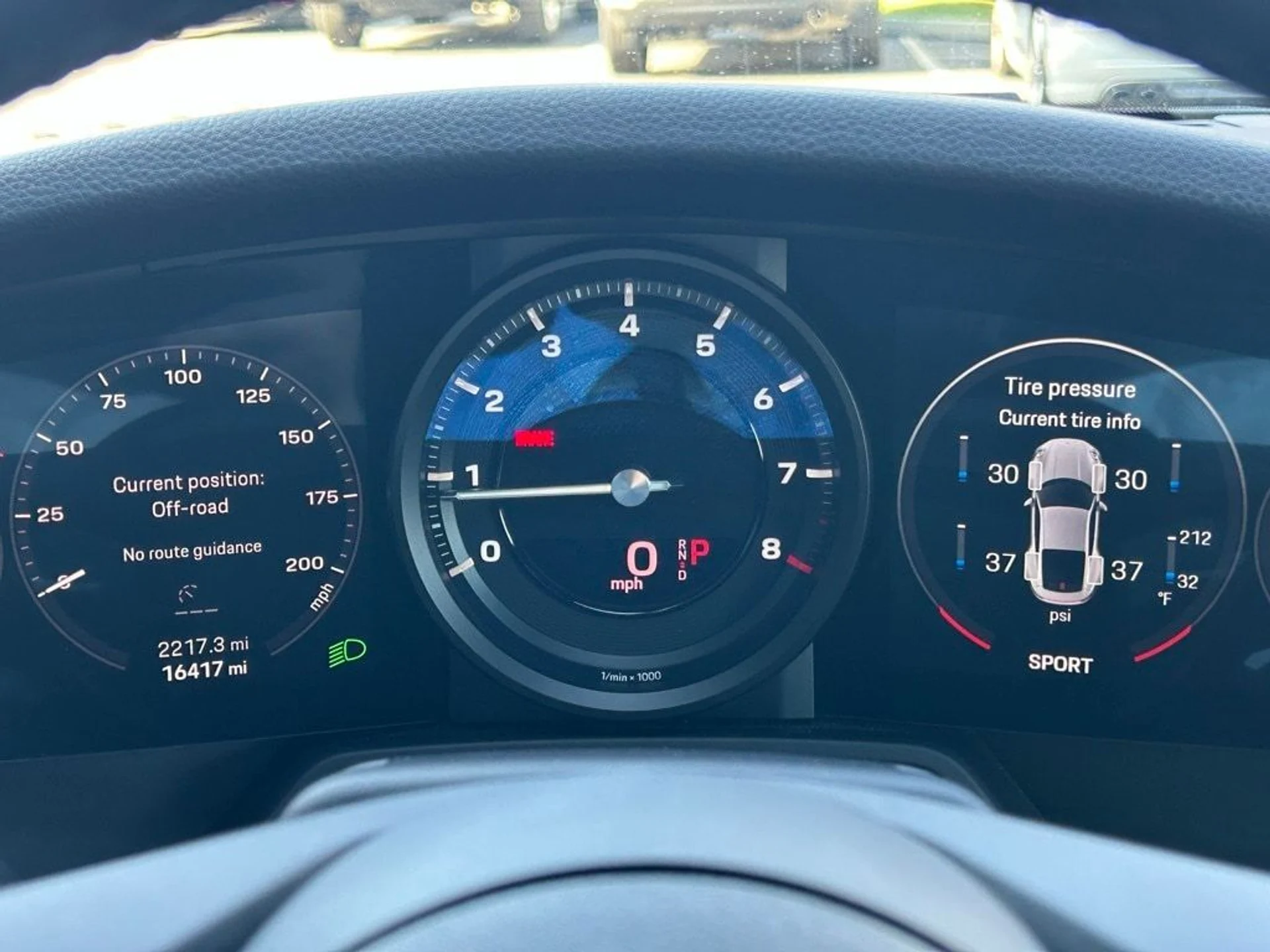 mph024_702244899_85d4a69fc661af94e7013b7915deb0d3x_18d309efe0