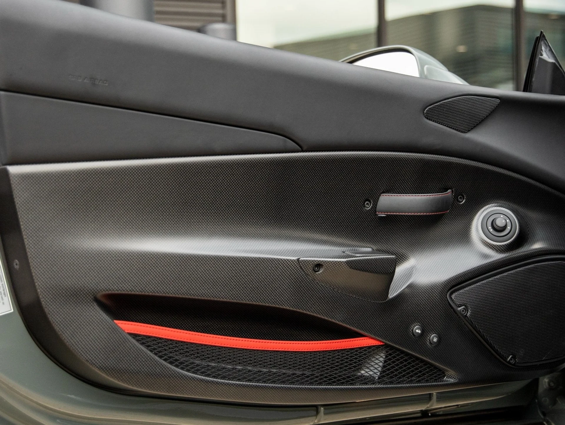 mph024_709966970_25_4909b6622e