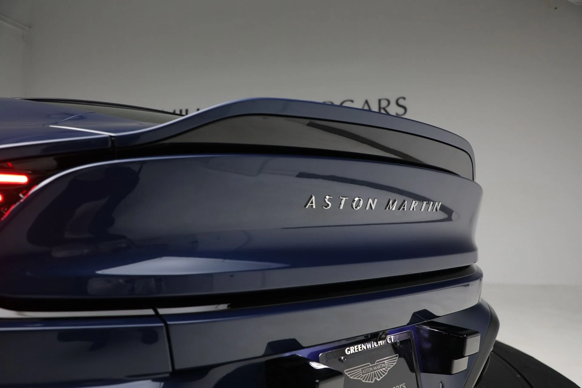 mph024_711583083_New_2025_Aston_Martin_Vanquish_1735676879_e7b35cbfca