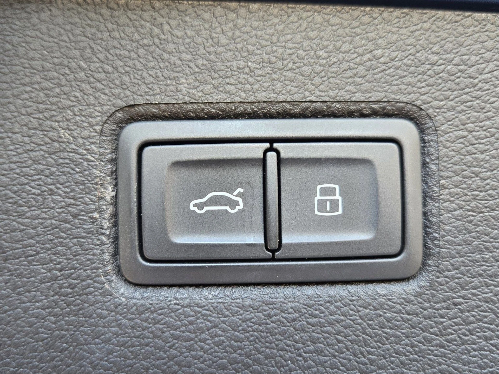 mph024_713527430_0fe3356d2253cd3f68f1c2b835357353x_4e0eda4606