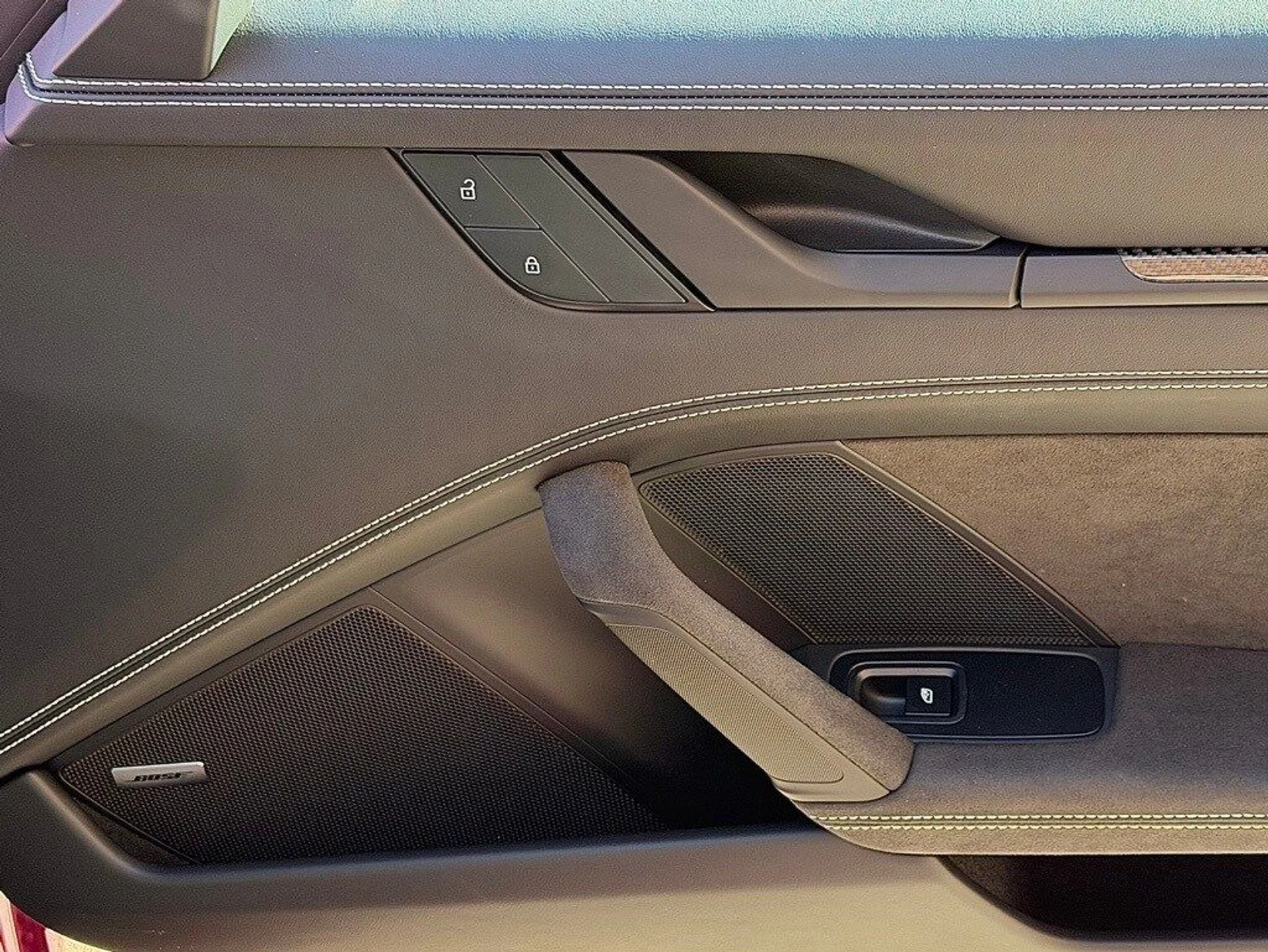 mph024_718380264_205bc696c7d39e02a63ea1524ecee753x_95edbe852e